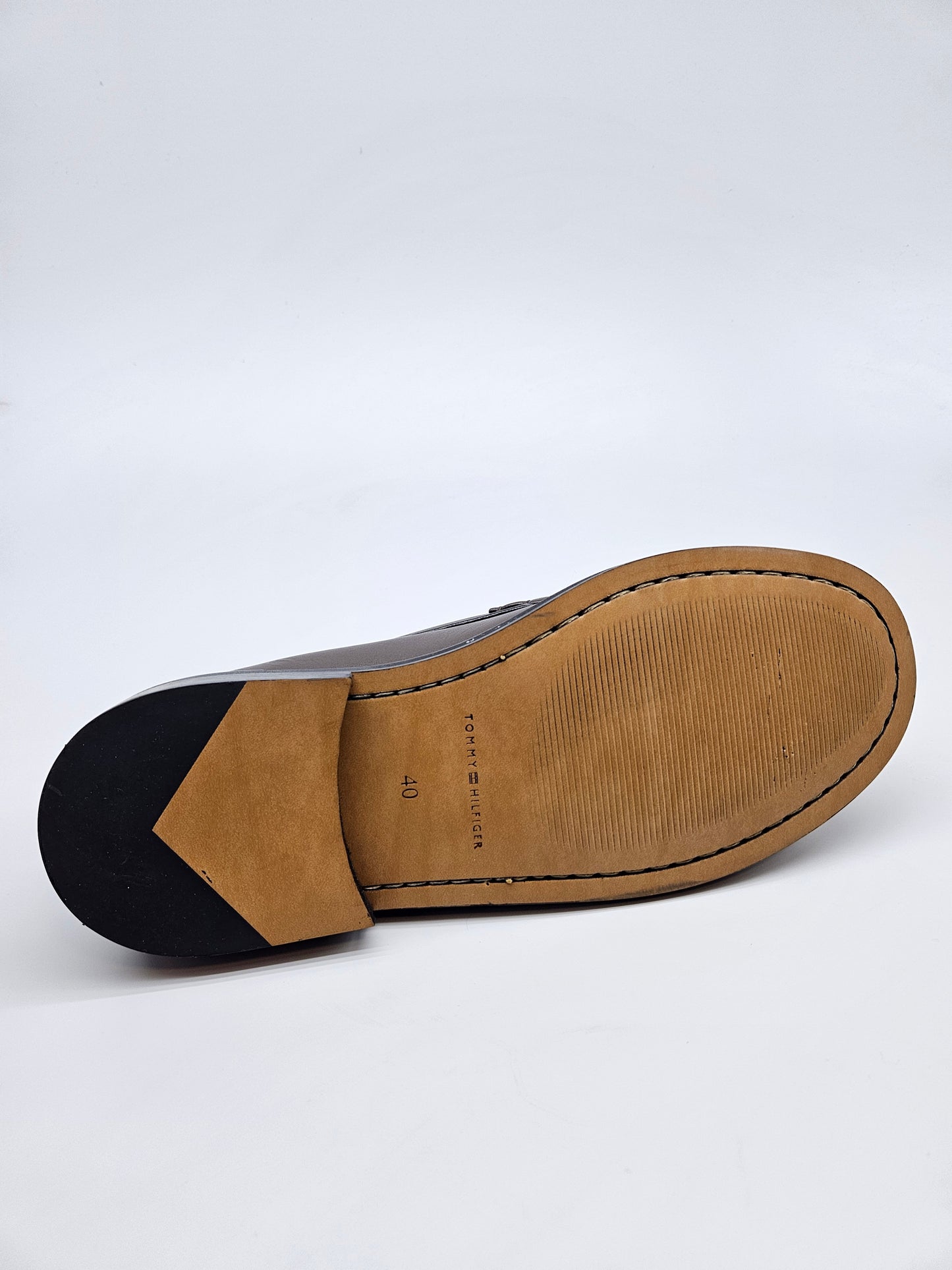 TOMMY HILFIGER NOVI ORIGINAL KOZNI CEVLI BR 40