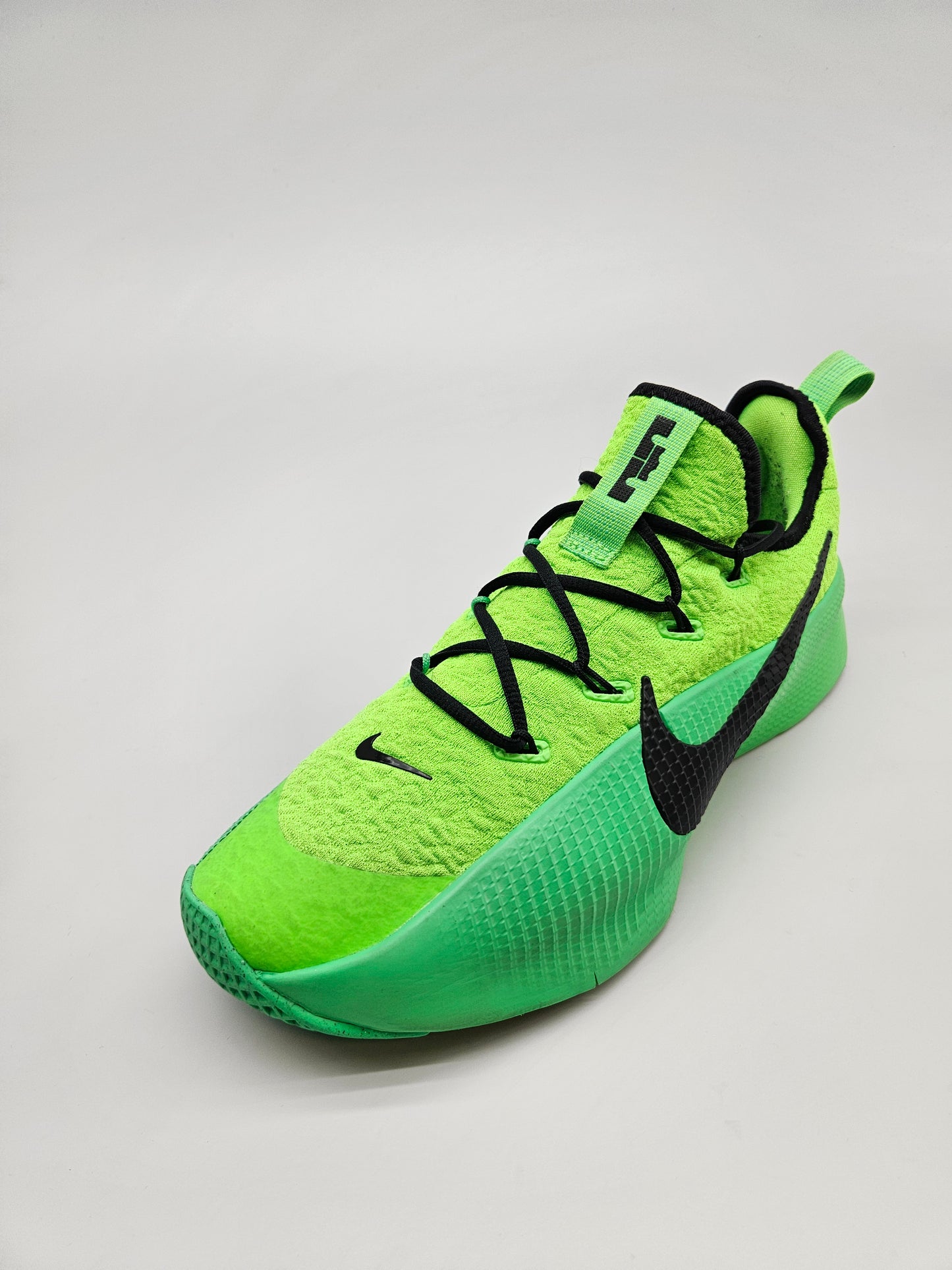 NIKE LEBRON ORIGINAL PATIKI BR 44.5