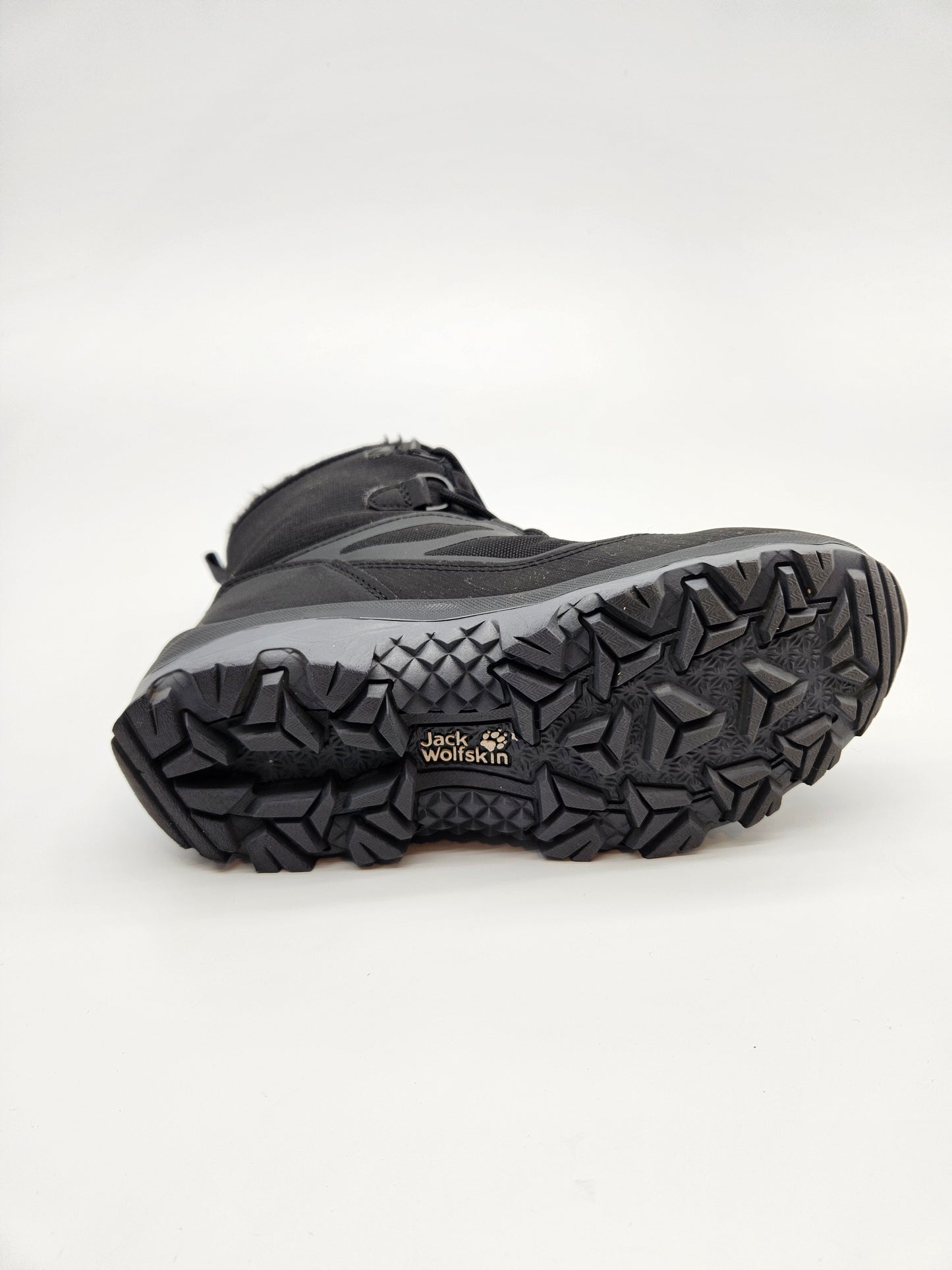 JACK WOLFSKIN ORIGINAL DETSKI CIZMI BR 33