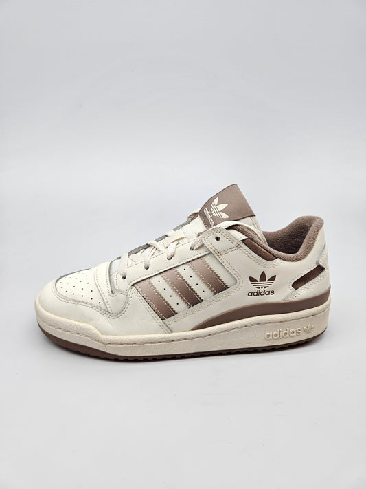ADIDAS ORIGINAL PATIKI br 40.5