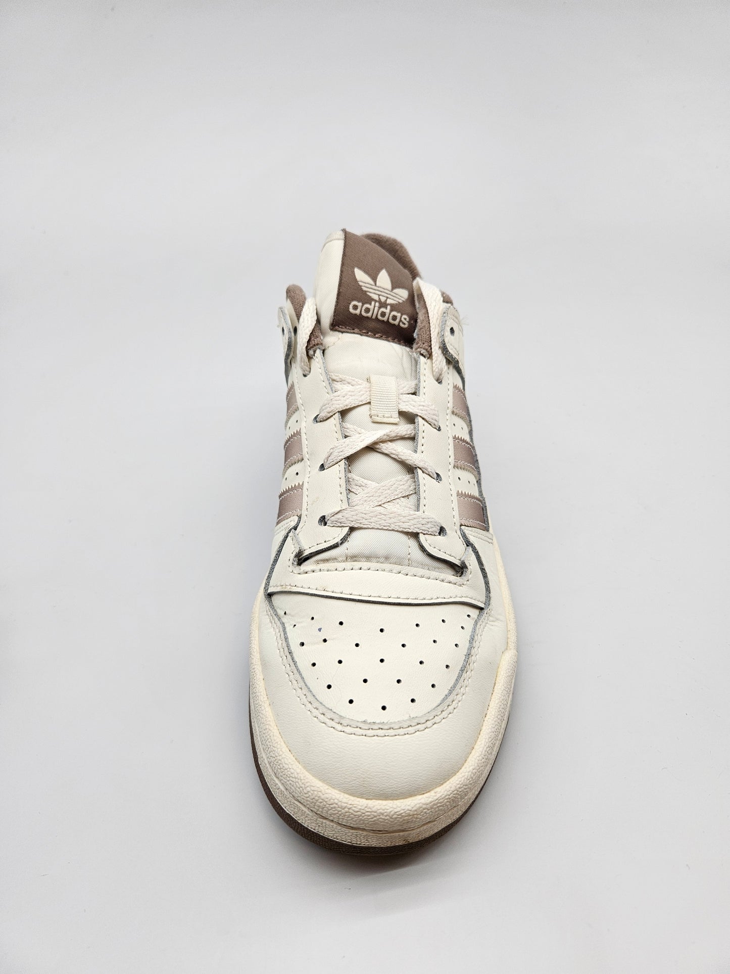 ADIDAS ORIGINAL PATIKI br 40.5