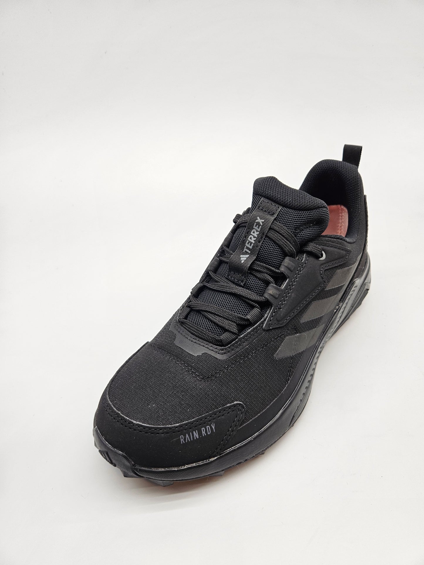ADIDAS TERREX ORIGINAL VODOOTPORNI PATIKI BR 42.5