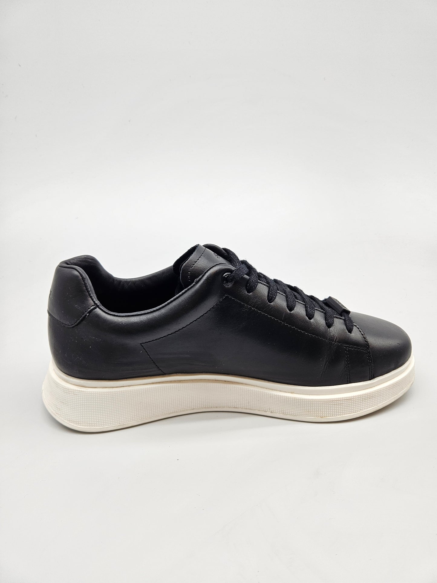 BOSS ORIGINAL KOZNI PATIKI BR 42