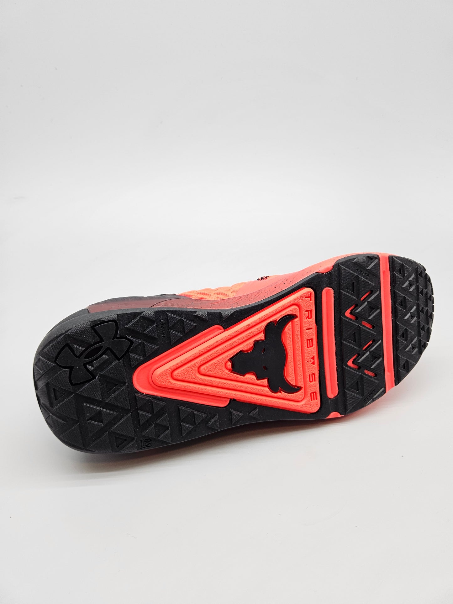 UNDER ARMOUR NOVI ORIGINAL PATIKI BR 44.5