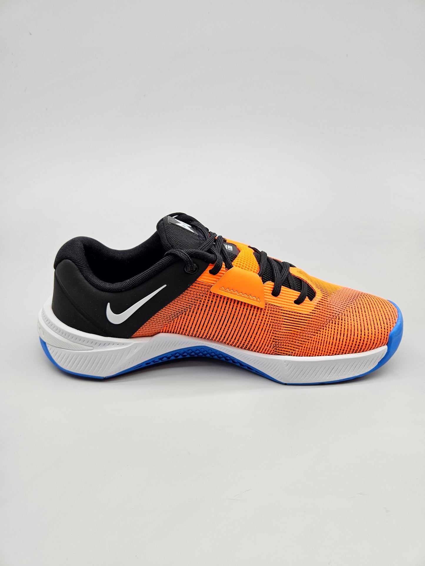 NIKE NOVI ORIGINAL PATIKI BR 43