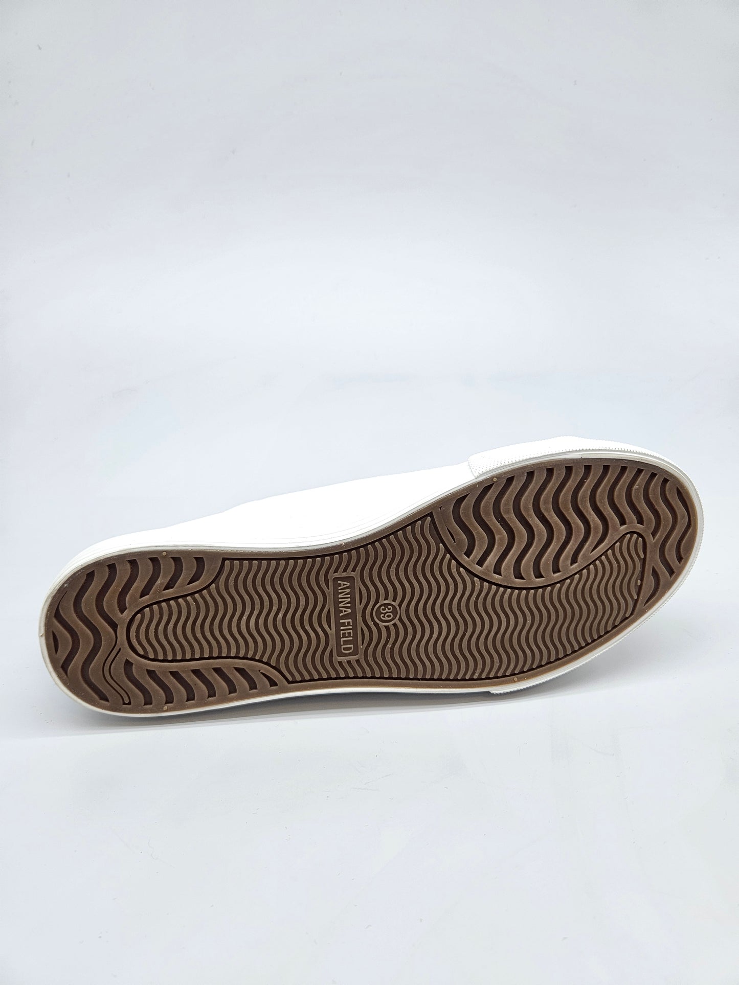 ANNA FIELD NOVI ORIGINAL PATIKI BR 39