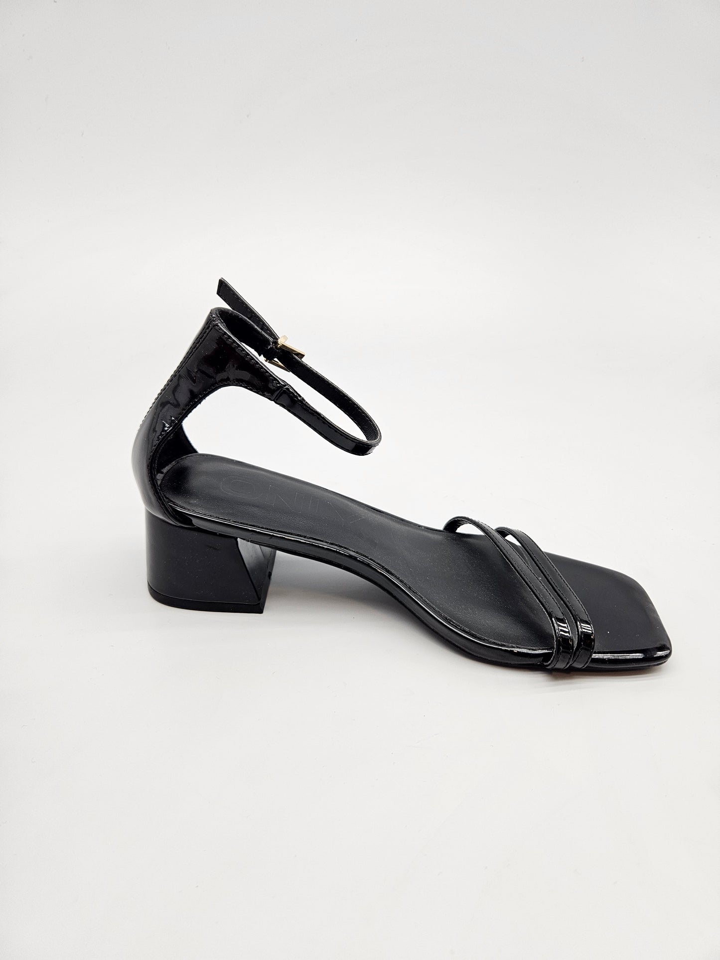 ONLY NOVI ORIGINAL SANDALKI BR 38