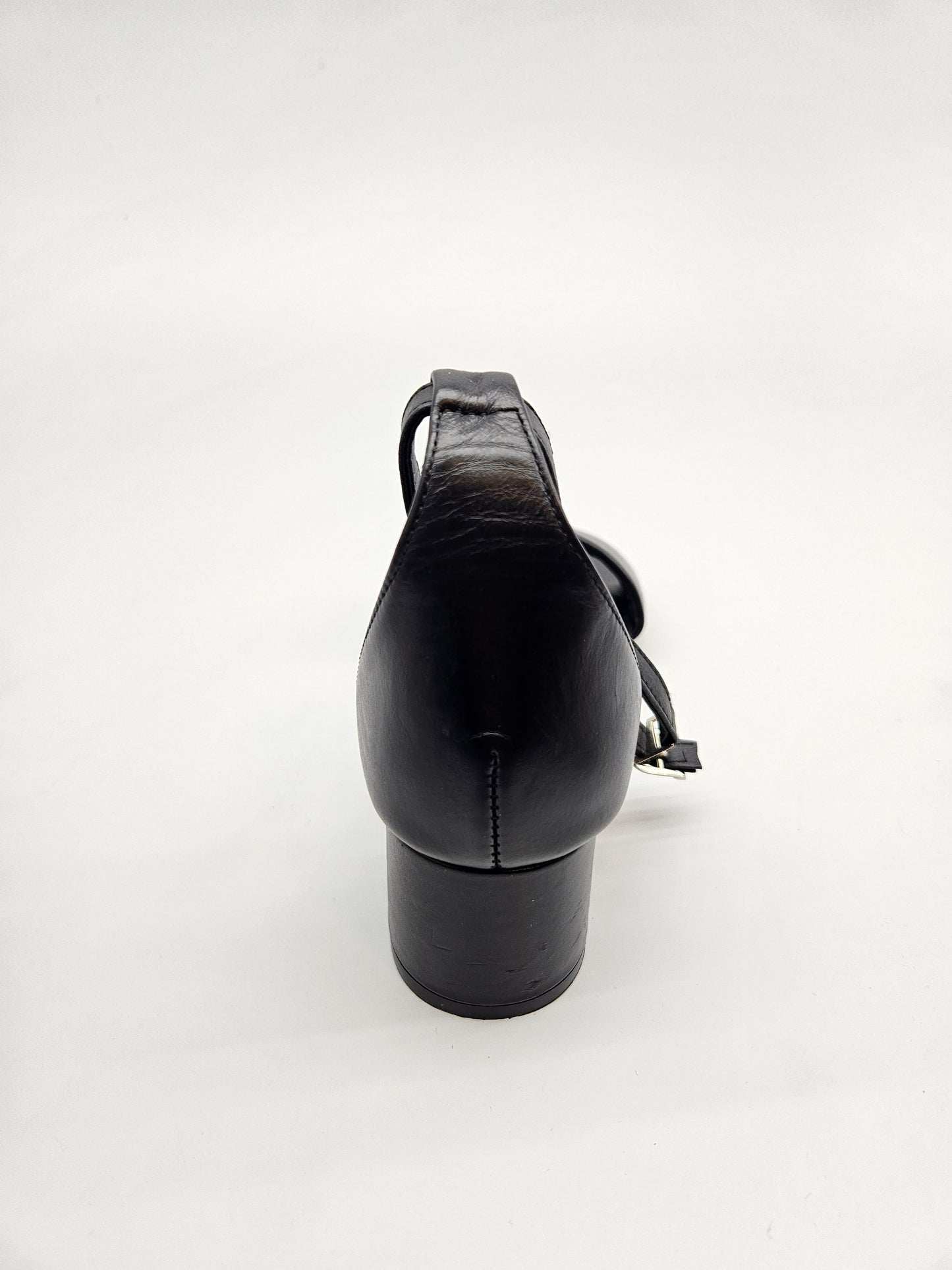 USHA NOVI ORIGINAL SANDALKI BR 39