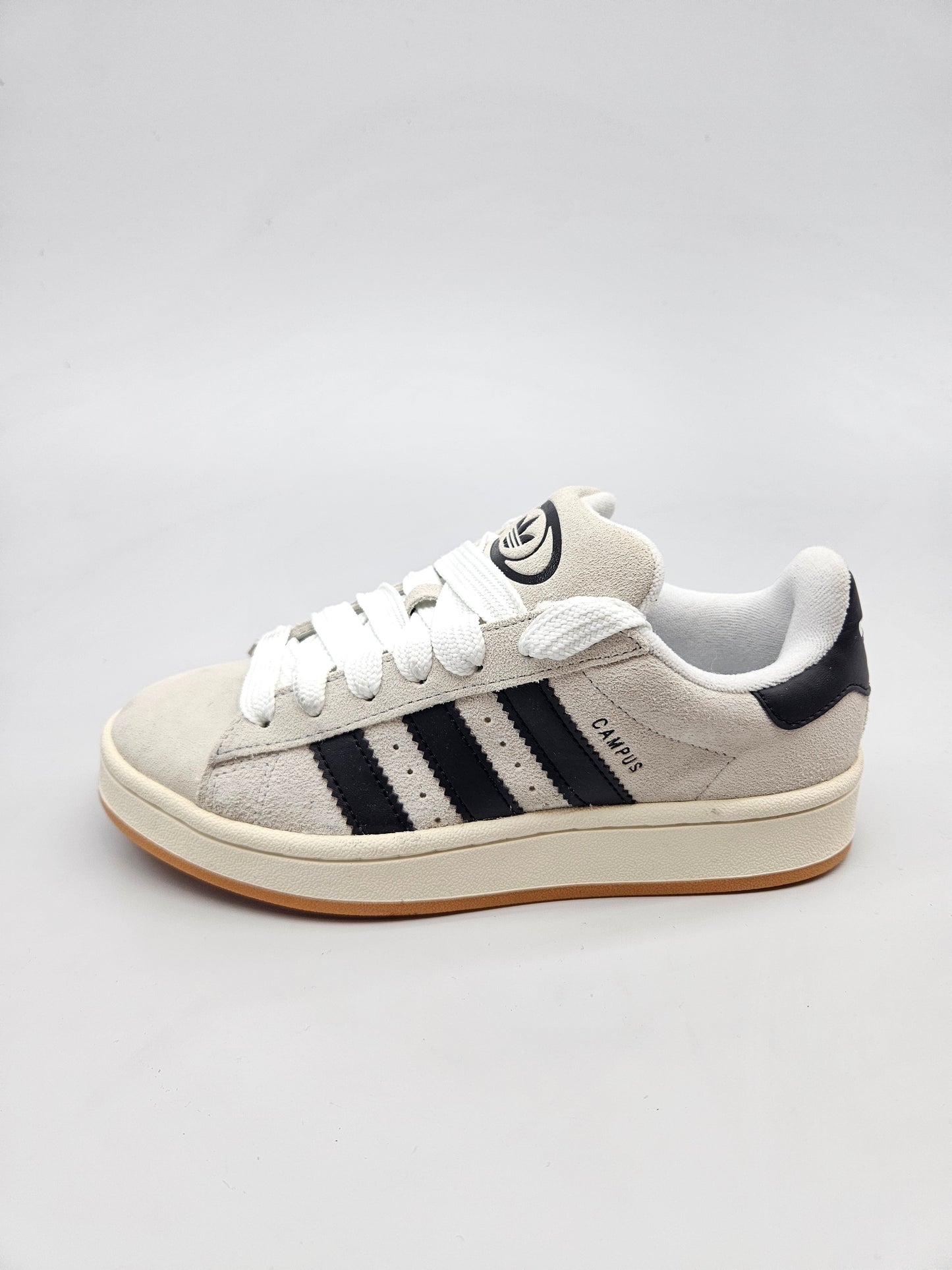 ADIDAS NOVI ORIGINAL PATIKI BR 36.5
