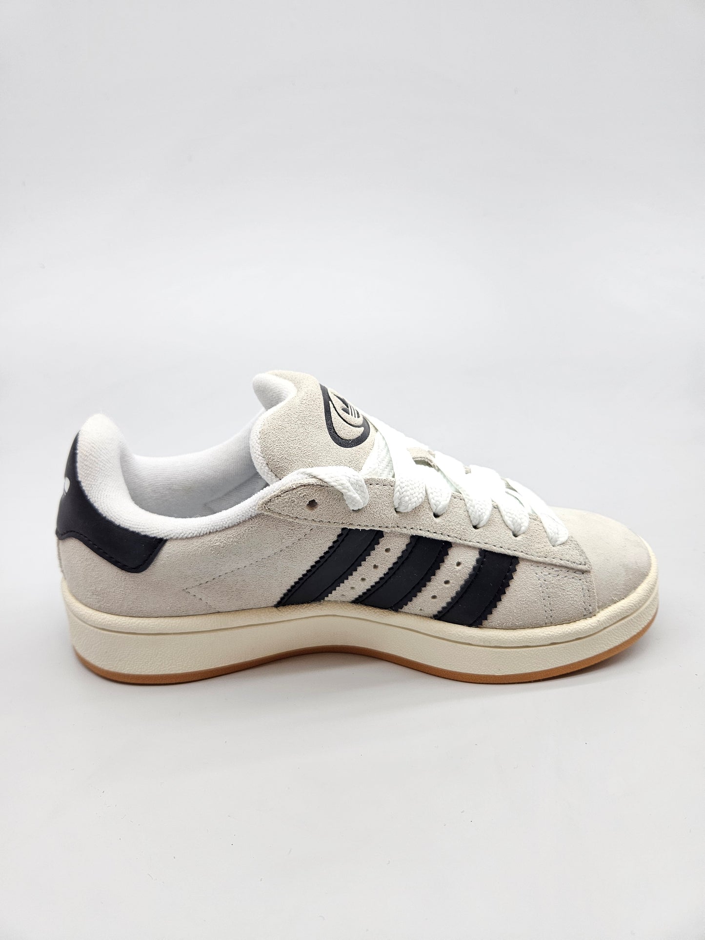 ADIDAS NOVI ORIGINAL PATIKI BR 36.5