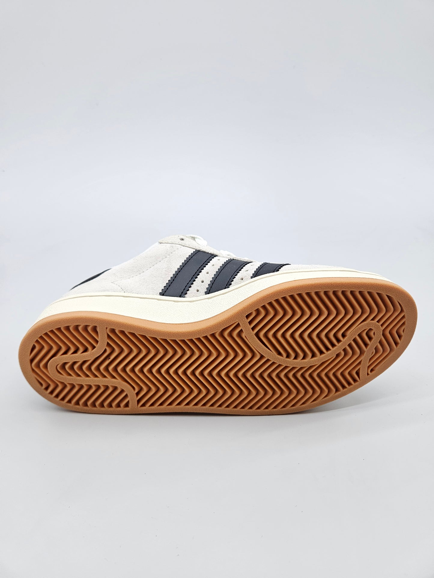 ADIDAS NOVI ORIGINAL PATIKI BR 36.5