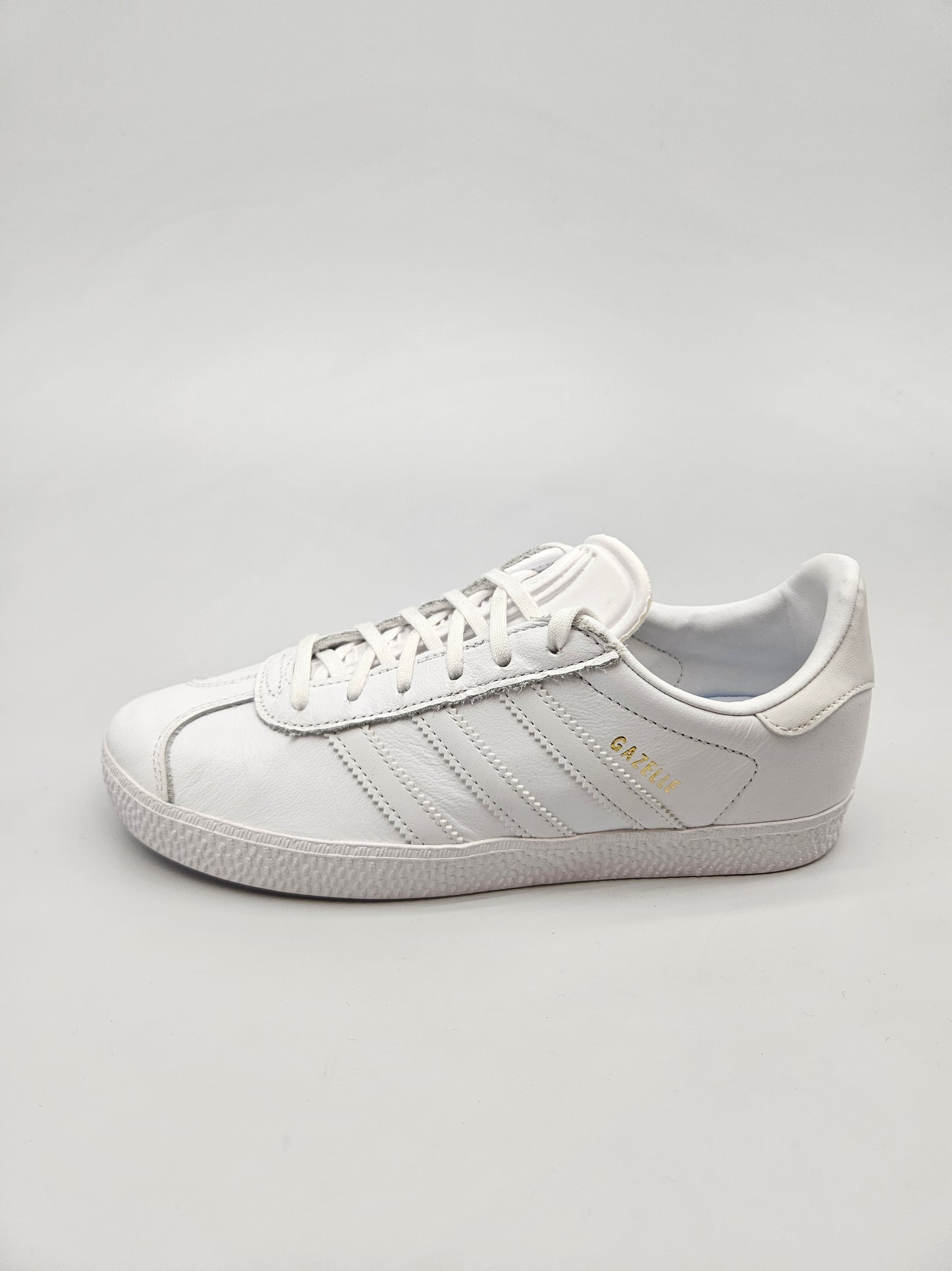 ADIDAS NOVI ORIGINAL PATIKI BR 37