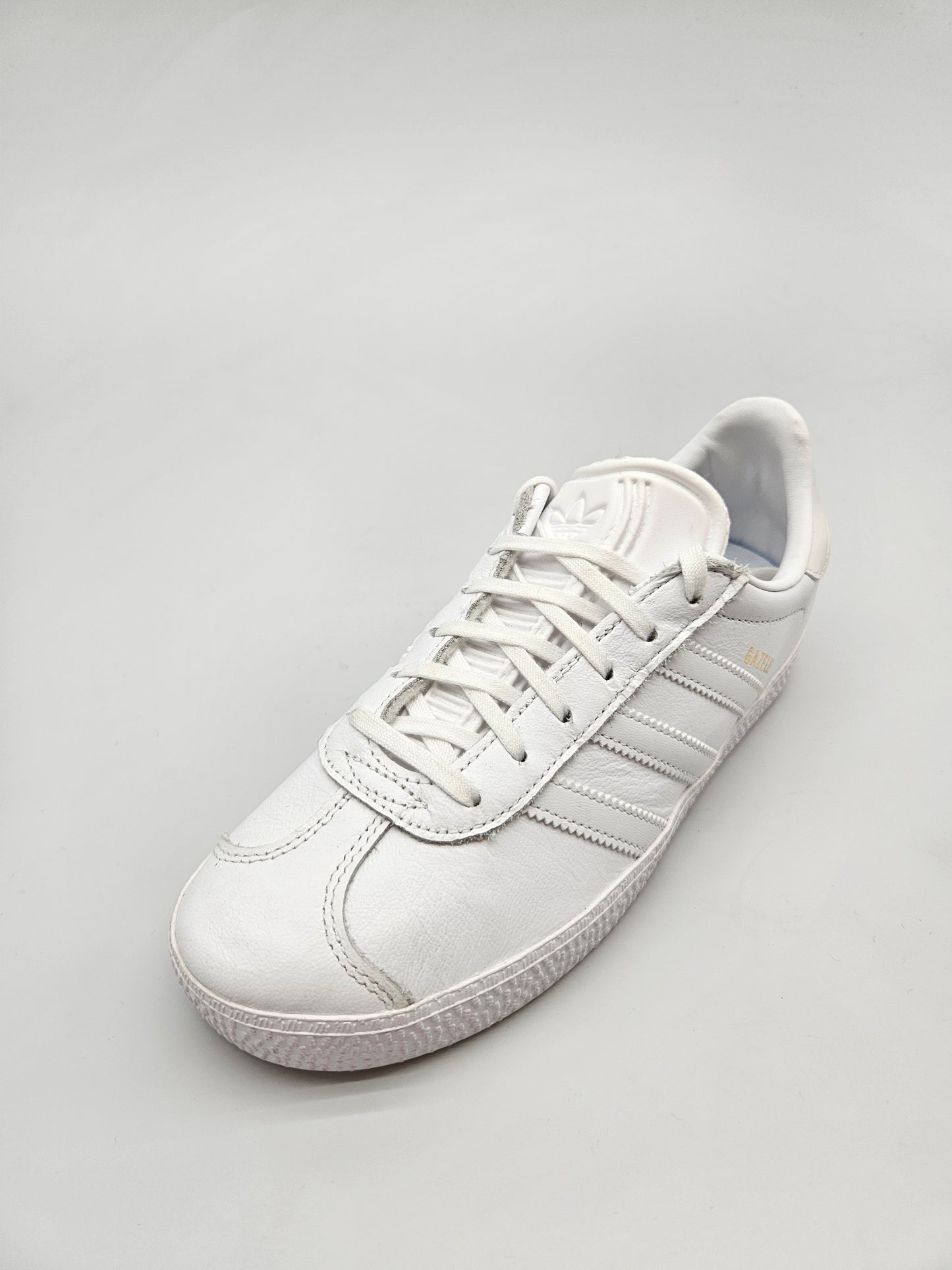 ADIDAS NOVI ORIGINAL PATIKI BR 37