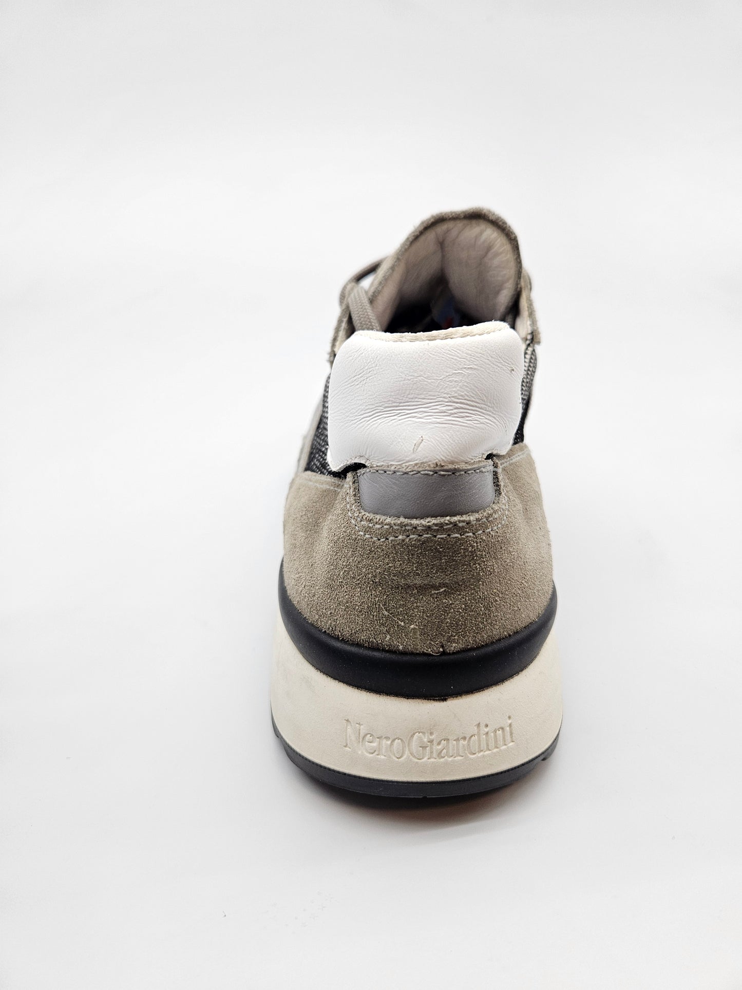 NEROGIADINI ORIGINAL KOZNI PATIKI BR 46
