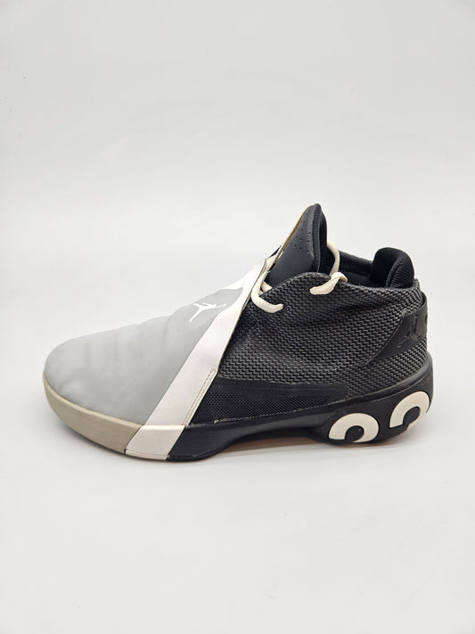 NIKE JORDAN ORIGINAL PATIKI BR 44