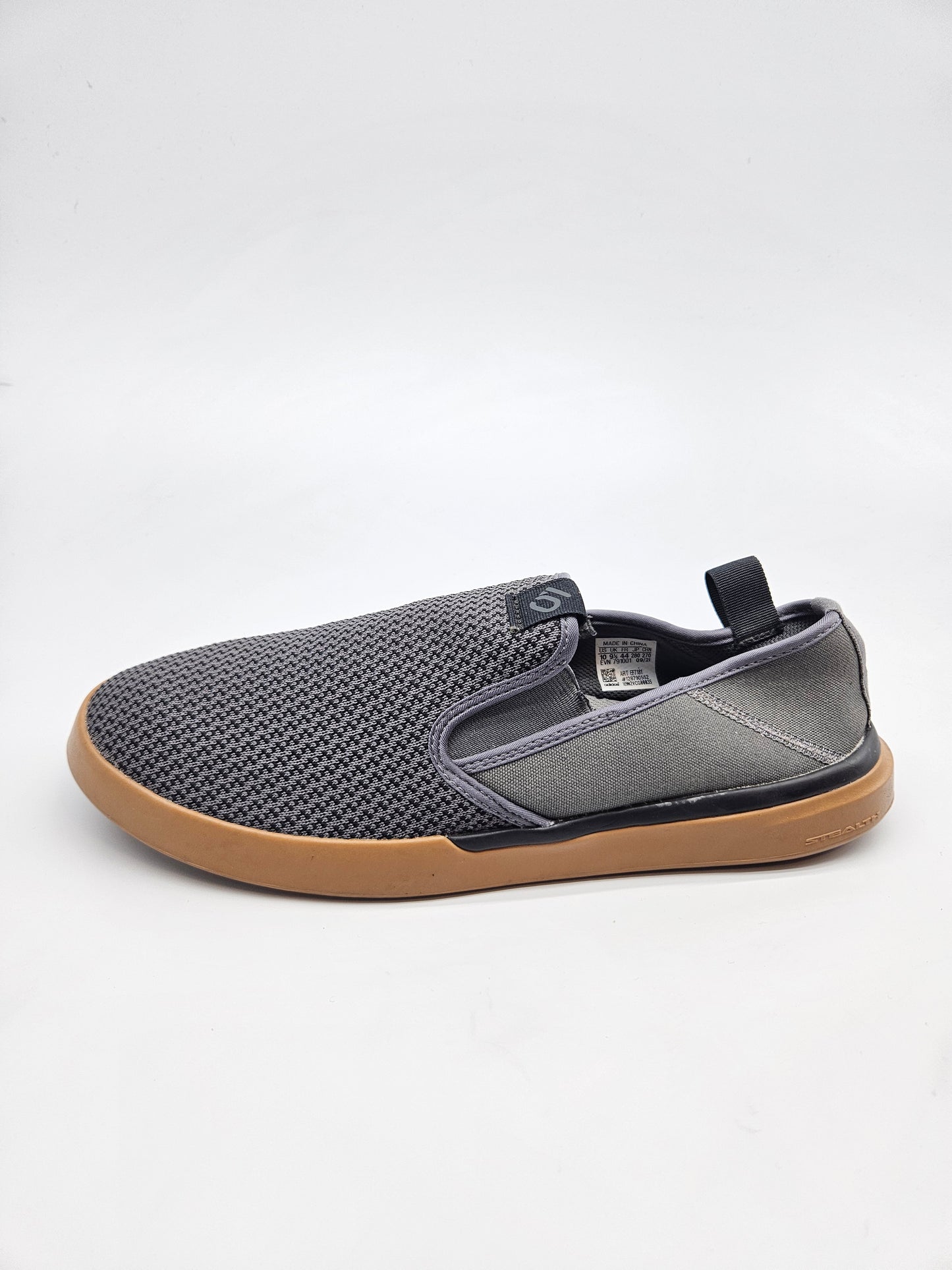 ADIDAS FIVETEN ORIGINAL PATIKI BR 44