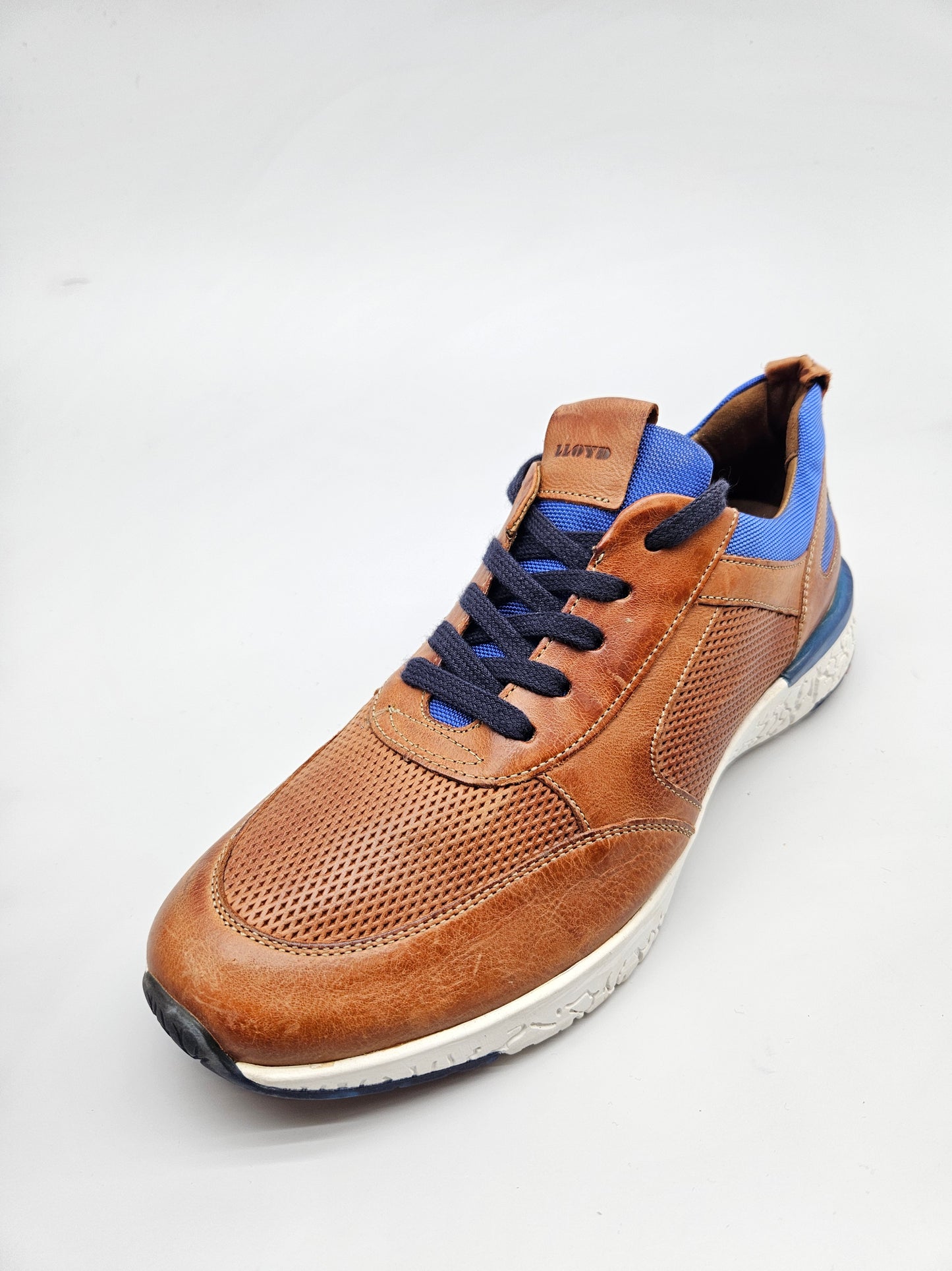 LLOYD ORIGINAL KOZNI PATIKI BR 44