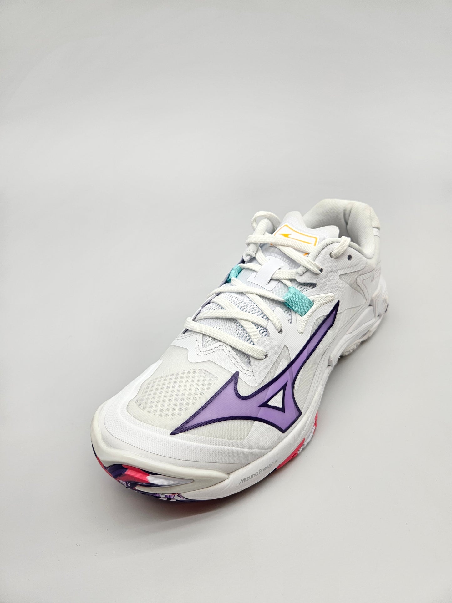 MIZUNO NOVI ORIGINAL PATIKI BR 40