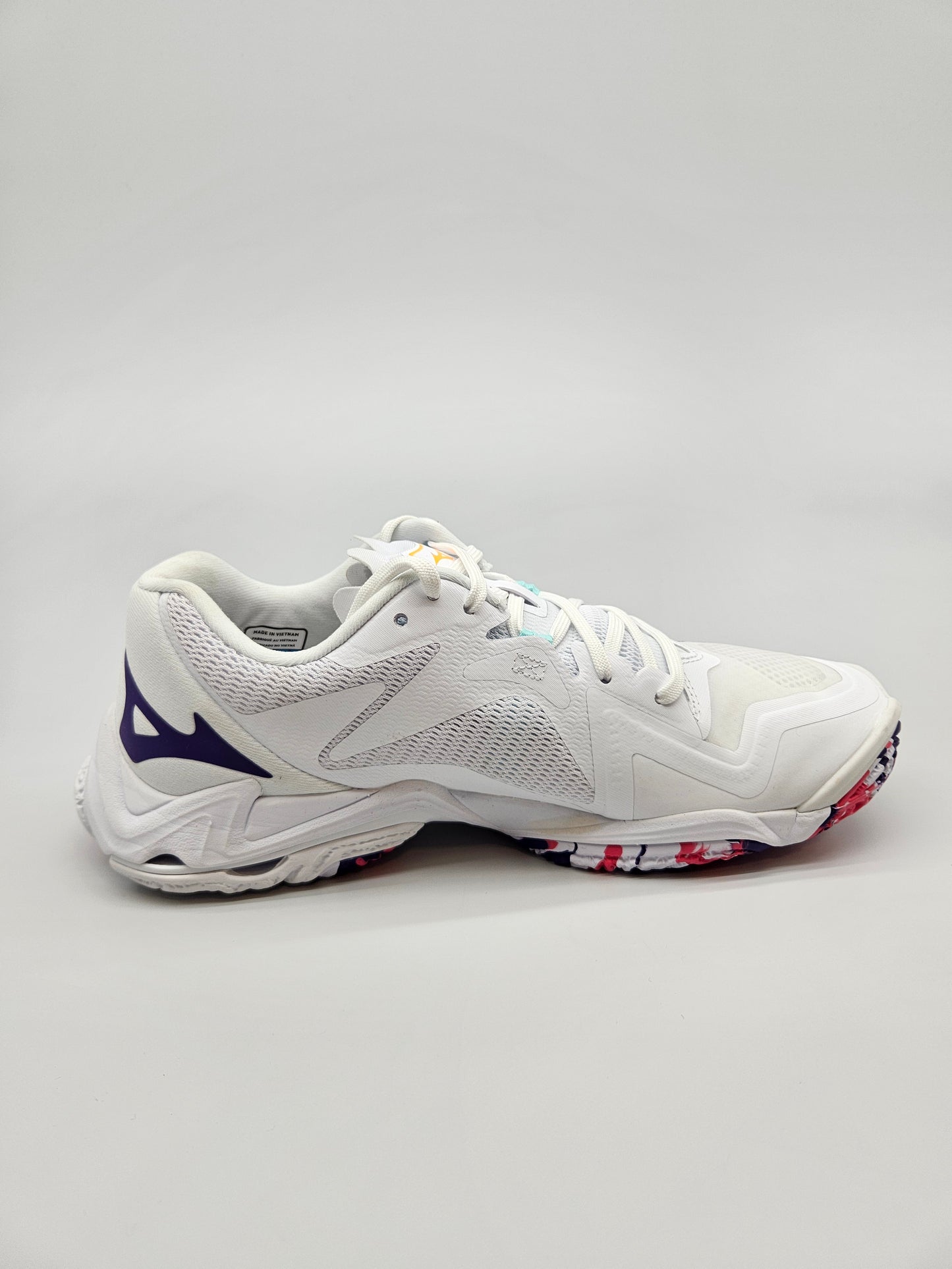 MIZUNO NOVI ORIGINAL PATIKI BR 40