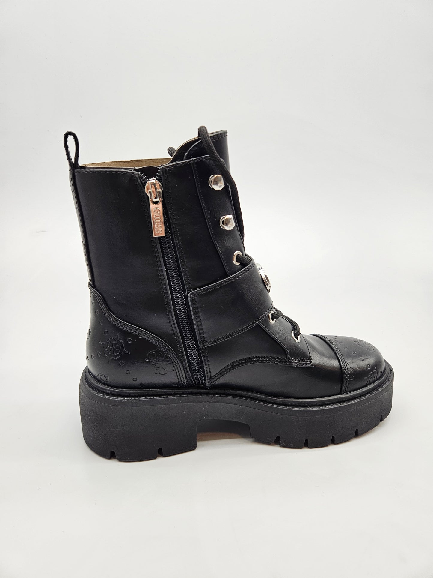 GUESS ORIGINAL CIZMI BR 37