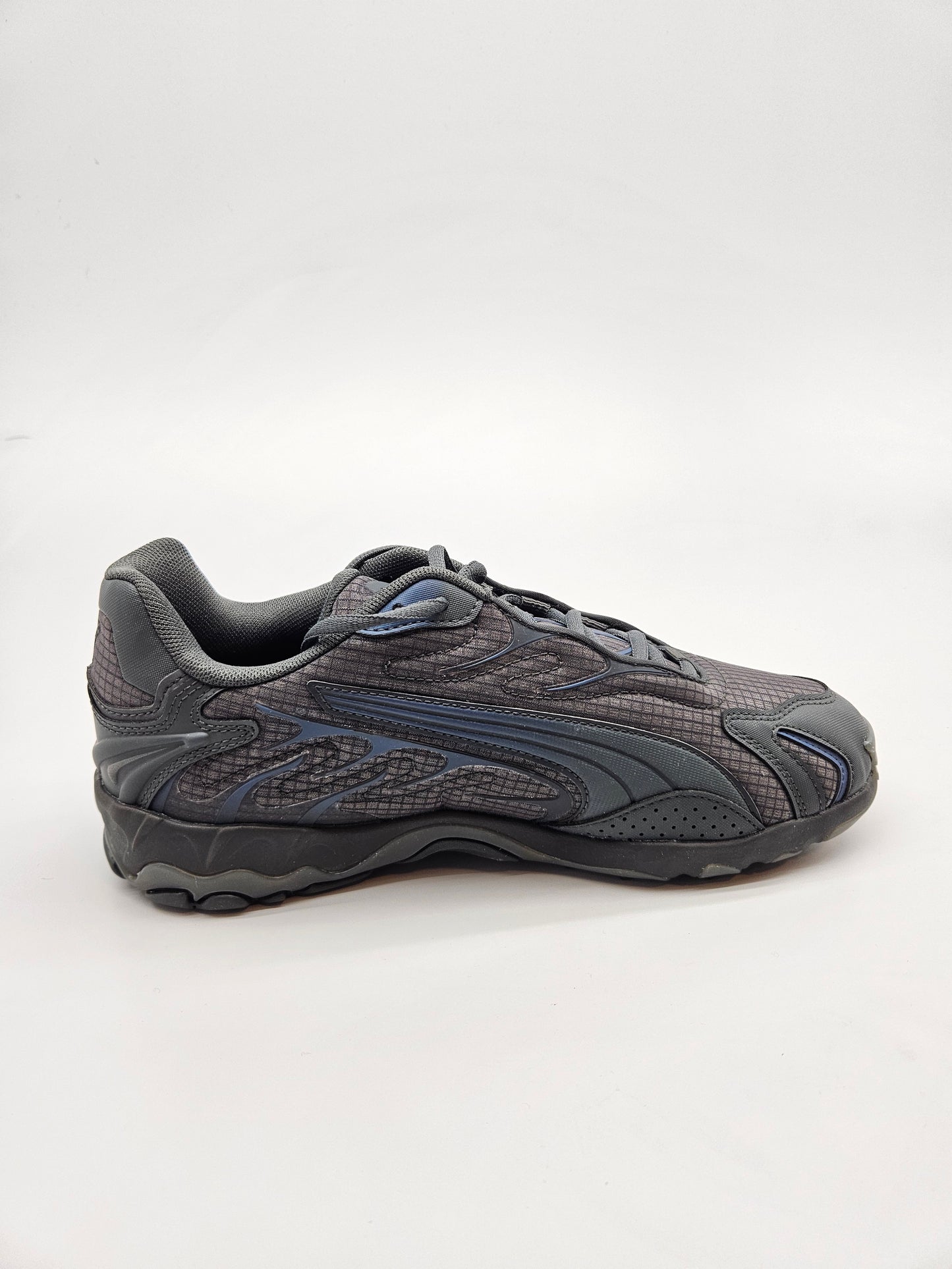 PUMA NOVI ORIGINAL PATIKI BR 42