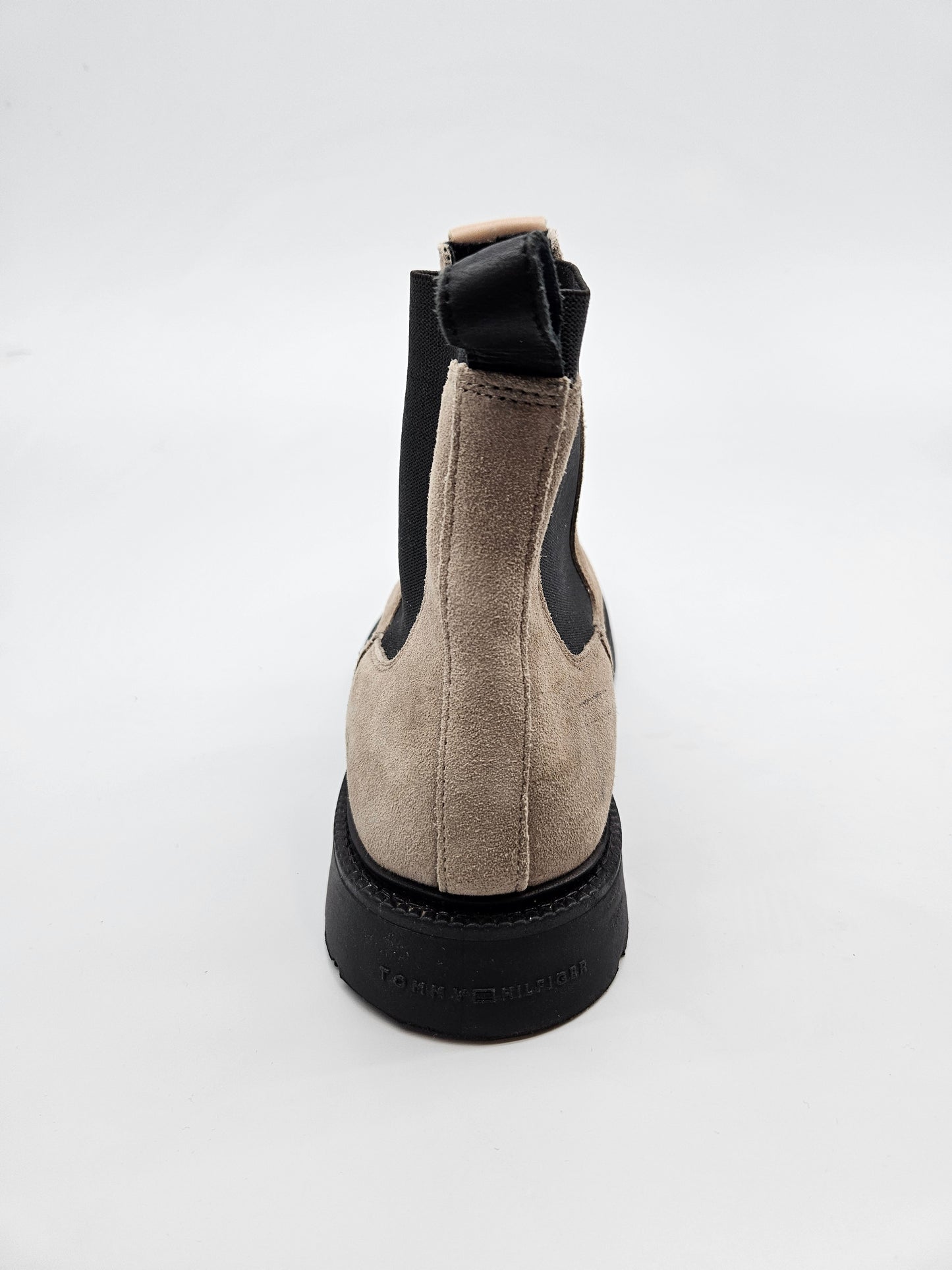 TOMMY HILFIGER ORIGINAL KOZNI CIZMI BR 42