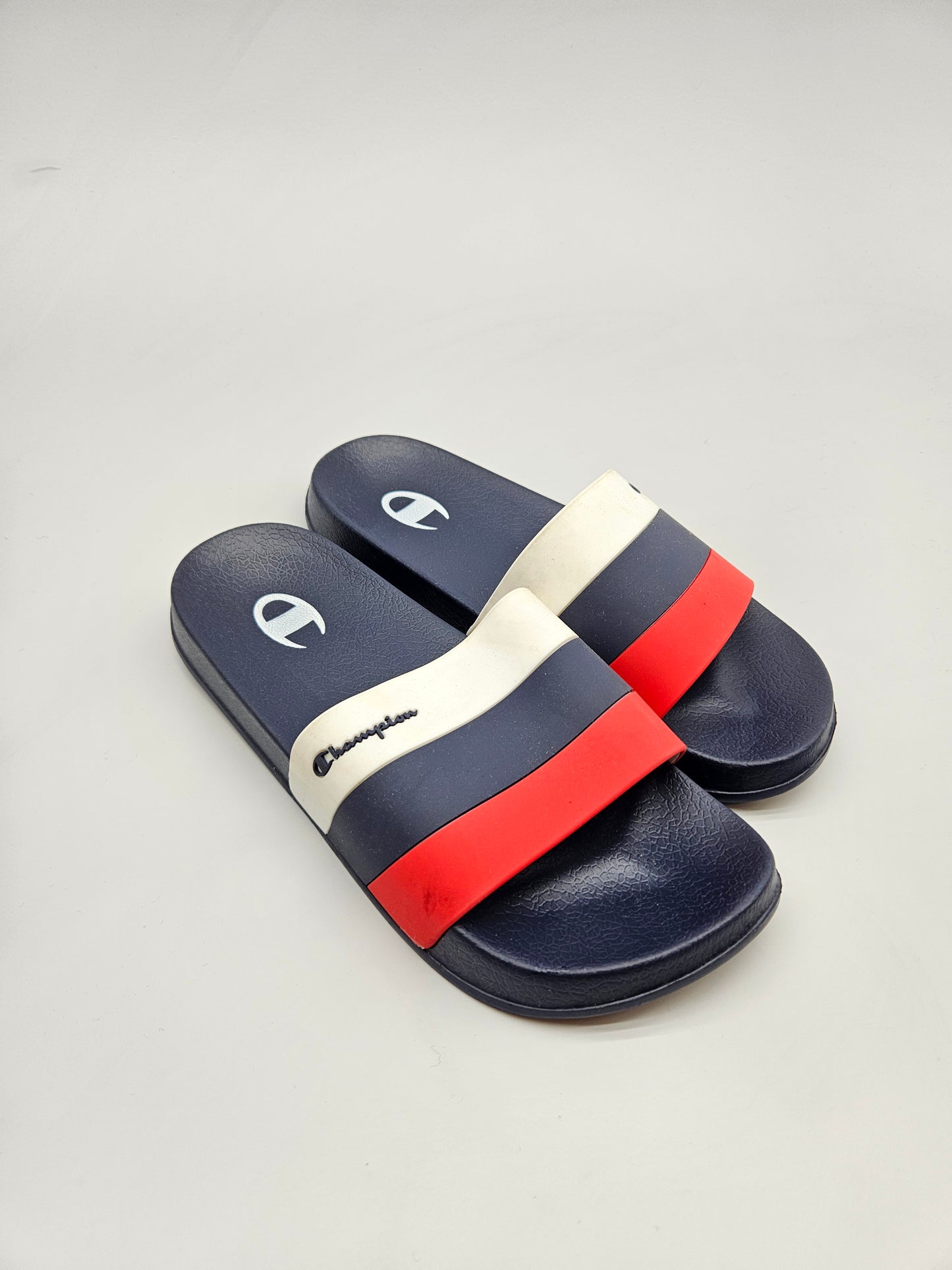 CHAMPION NOVI ORIGINAL VLECKI BR 36.5