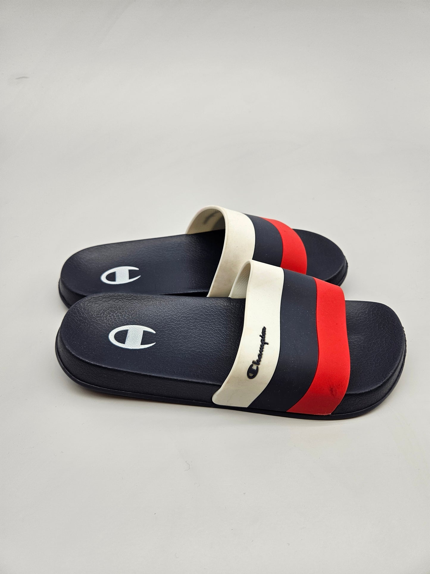 CHAMPION NOVI ORIGINAL VLECKI BR 36.5
