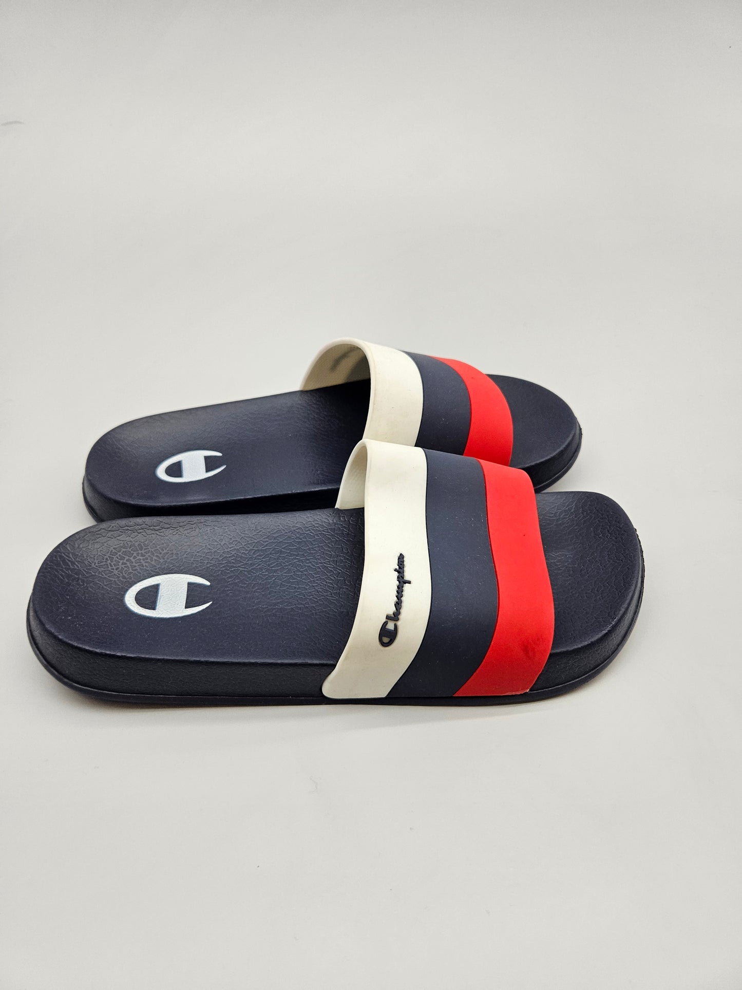 CHAMPION NOVI ORIGINAL VLECKI BR 36.5