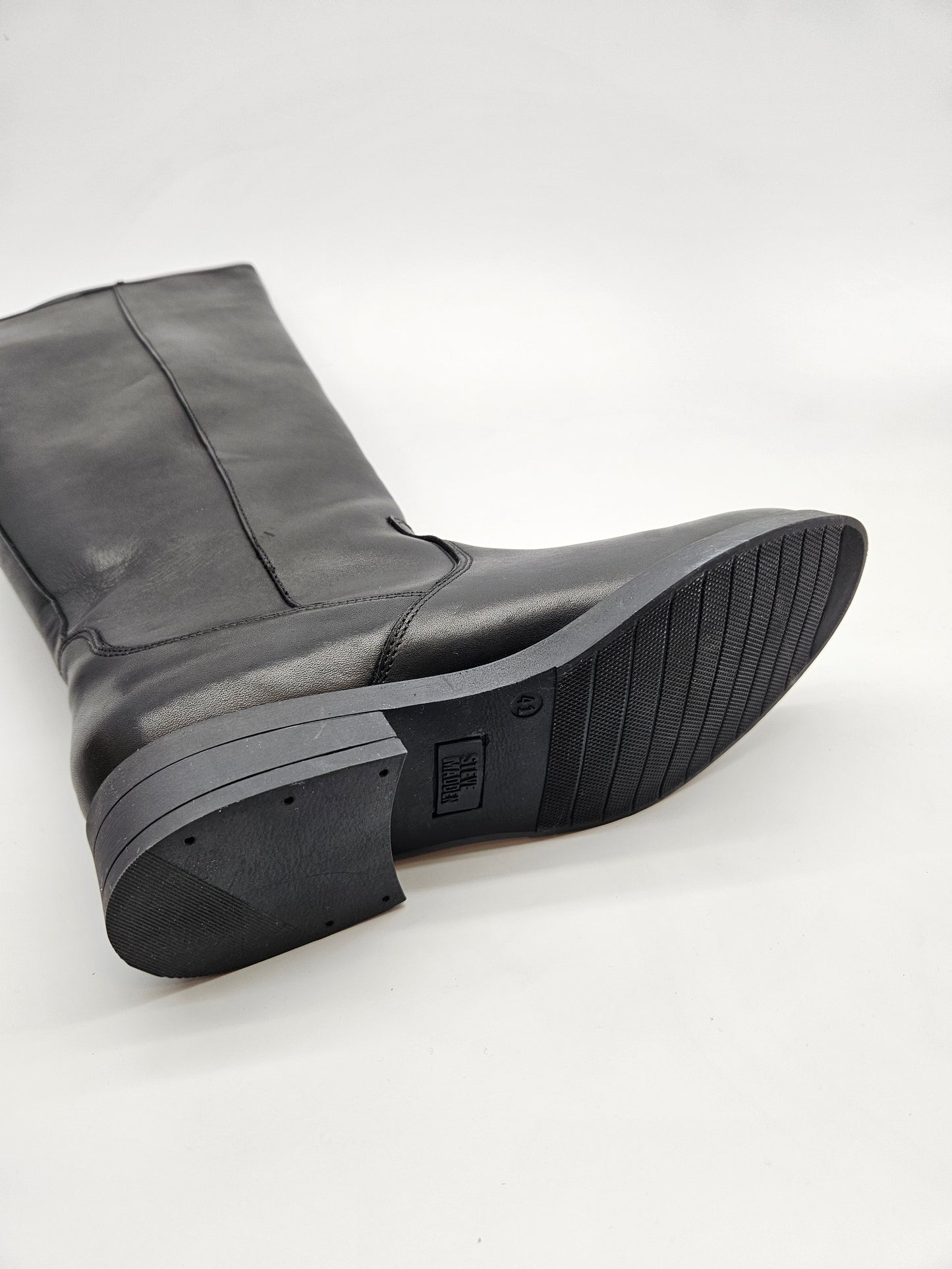 STEVE MADDEN NOVI ORIGINAL KOZNI CIZMI BR 41