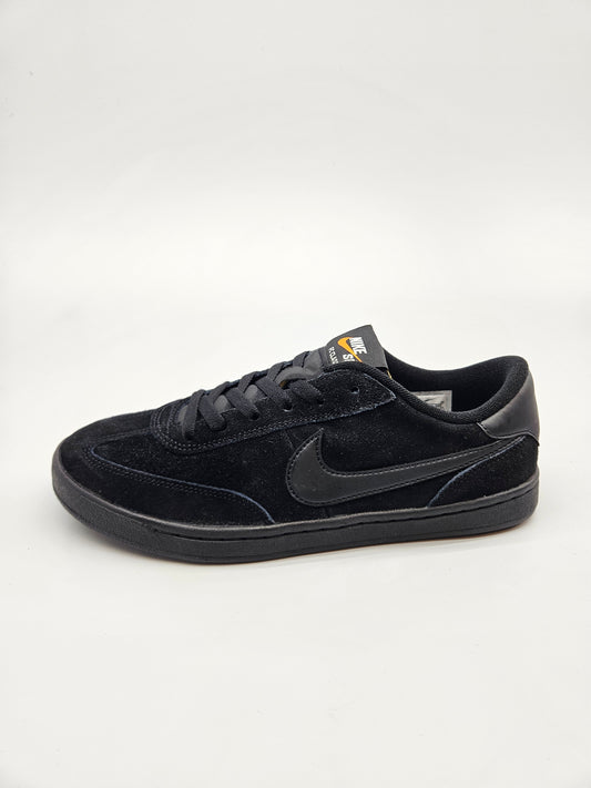 NIKE ORIGINAL NOVI PATIKI BR 42