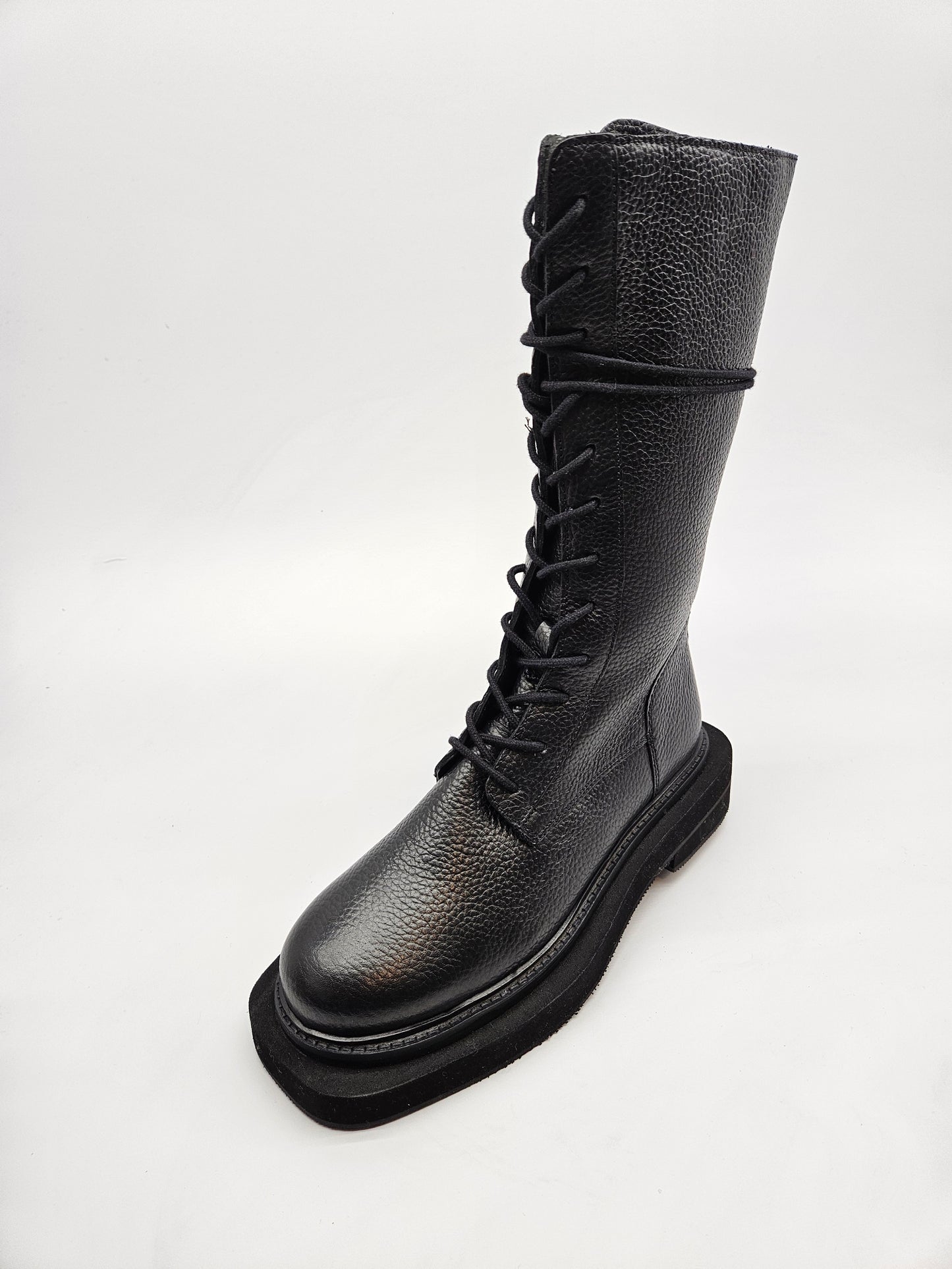GEOX NOVI ORIGINAL KOZNI CIZMI BR 41