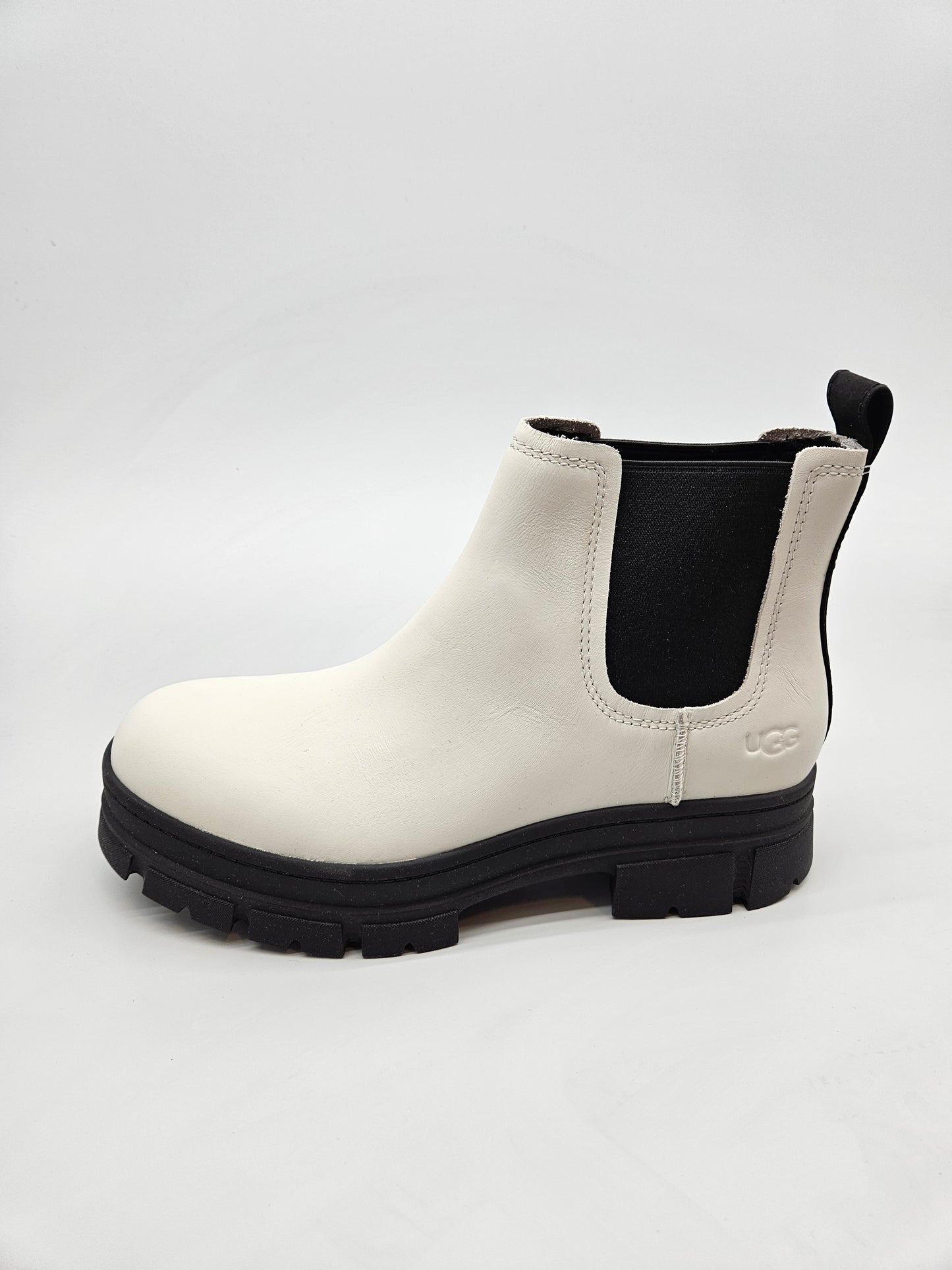 UGG AUSTRALIA NOVI ORIGINAL KOZNI CIZMI BR 41