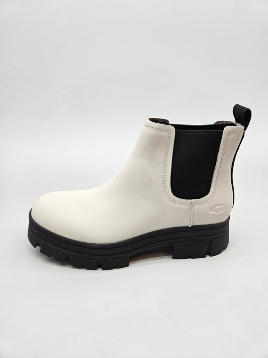 UGG AUSTRALIA NOVI ORIGINAL KOZNI CIZMI BR 41