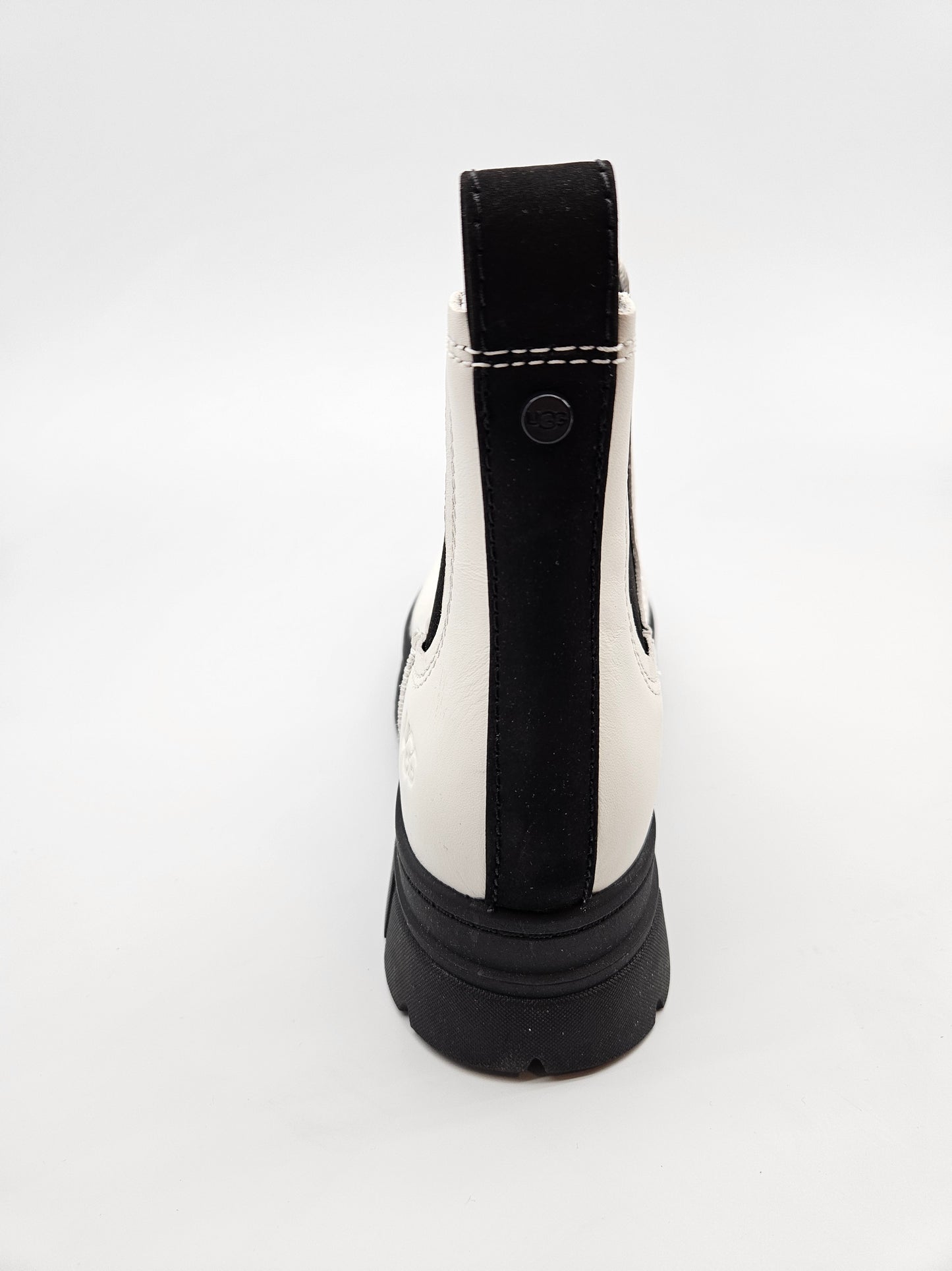 UGG AUSTRALIA NOVI ORIGINAL KOZNI CIZMI BR 41
