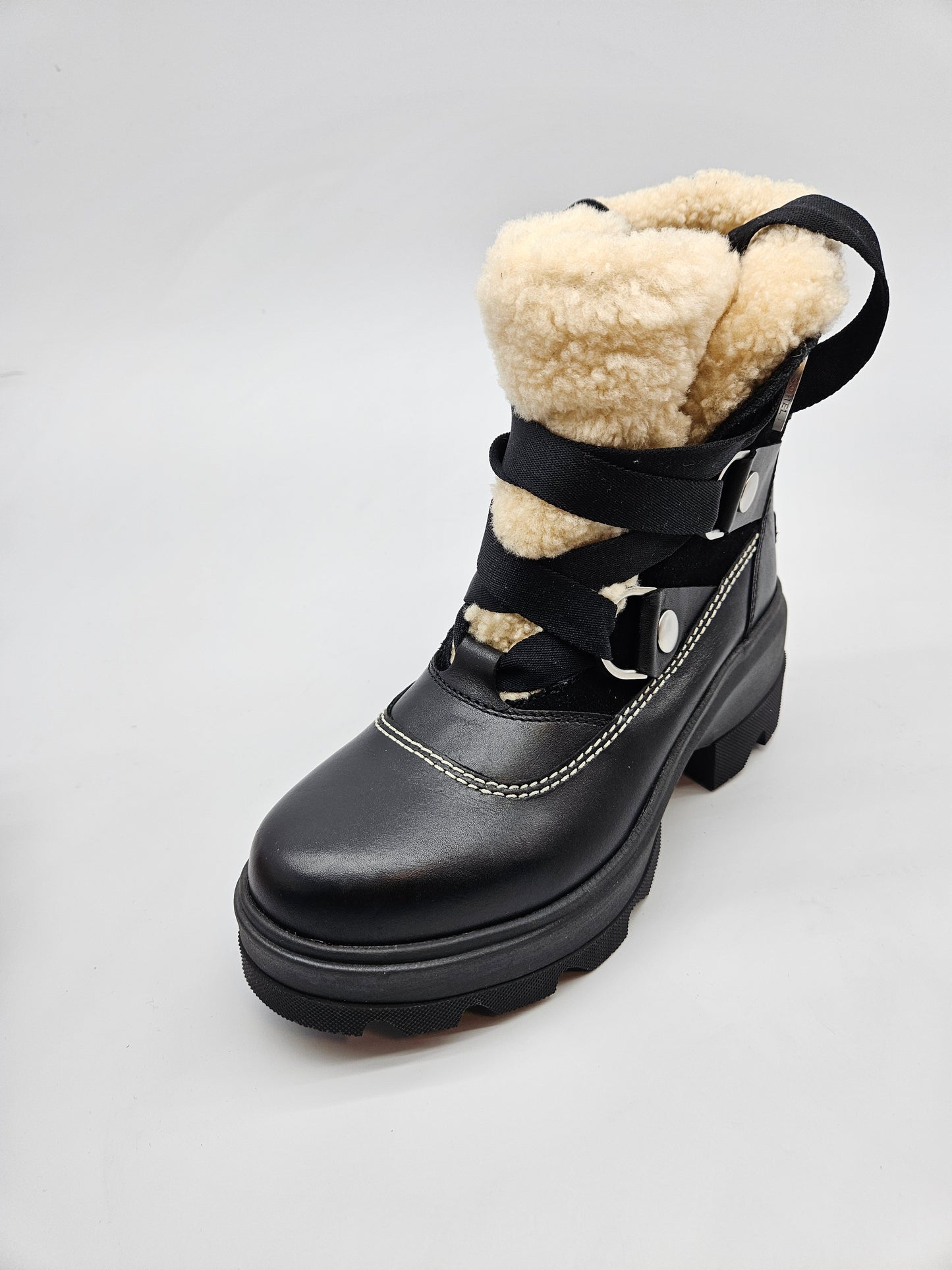 SOREL NOVI ORIGINAL CIZMI BR 37.5