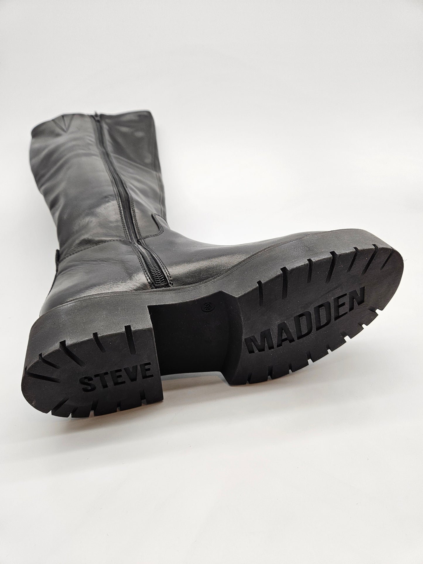 STEVE MADEN NOVI ORIGINAL KOZNI CIZMI BR 39