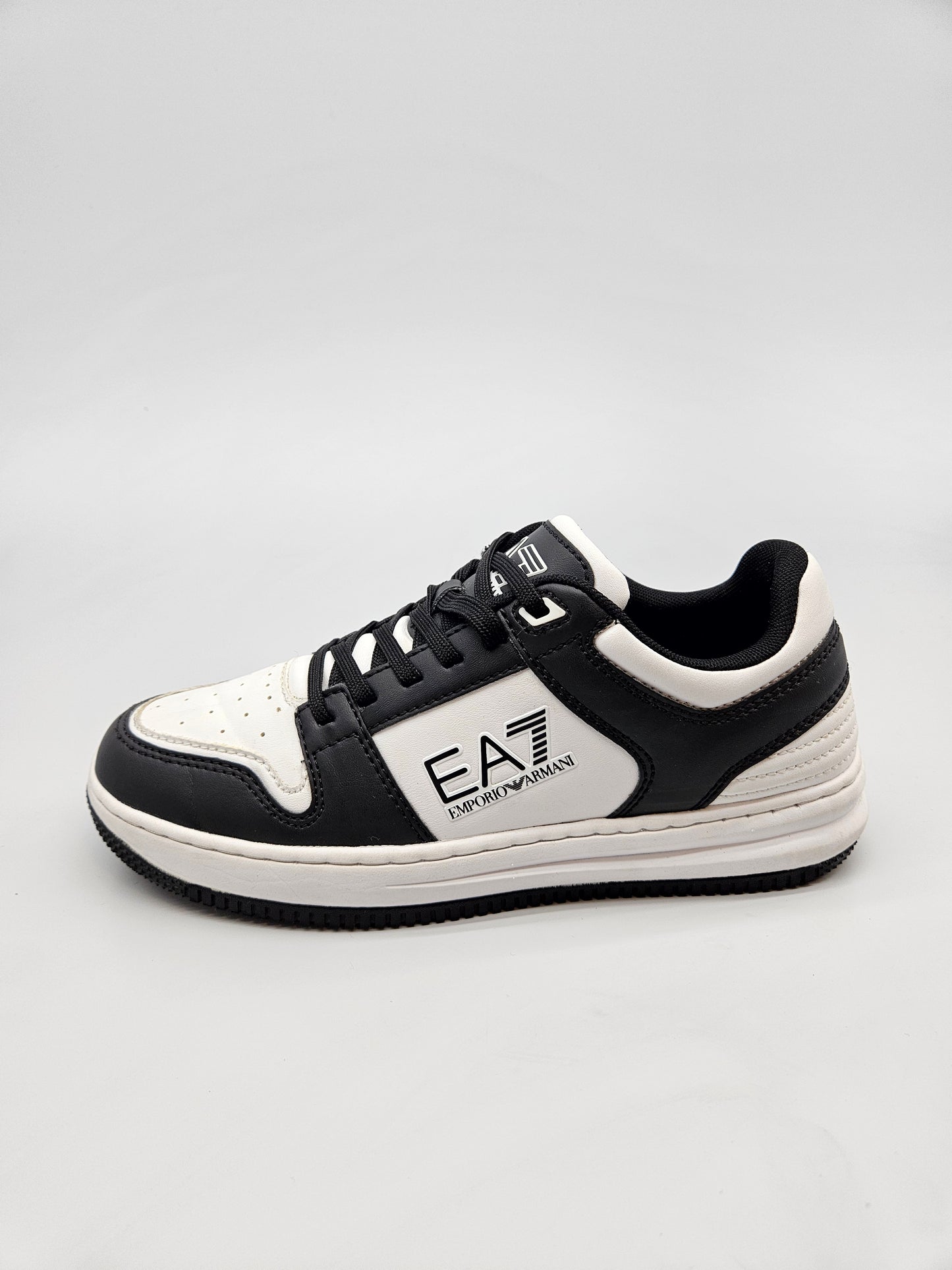 EMPORIO ARMANI ORIGINAL PATIKI BR 38.5