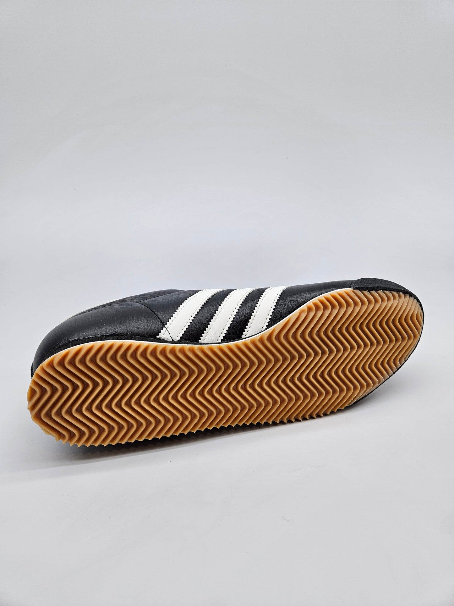 ADIDAS NOVI ORIGINAL PATIKI BR 44.5