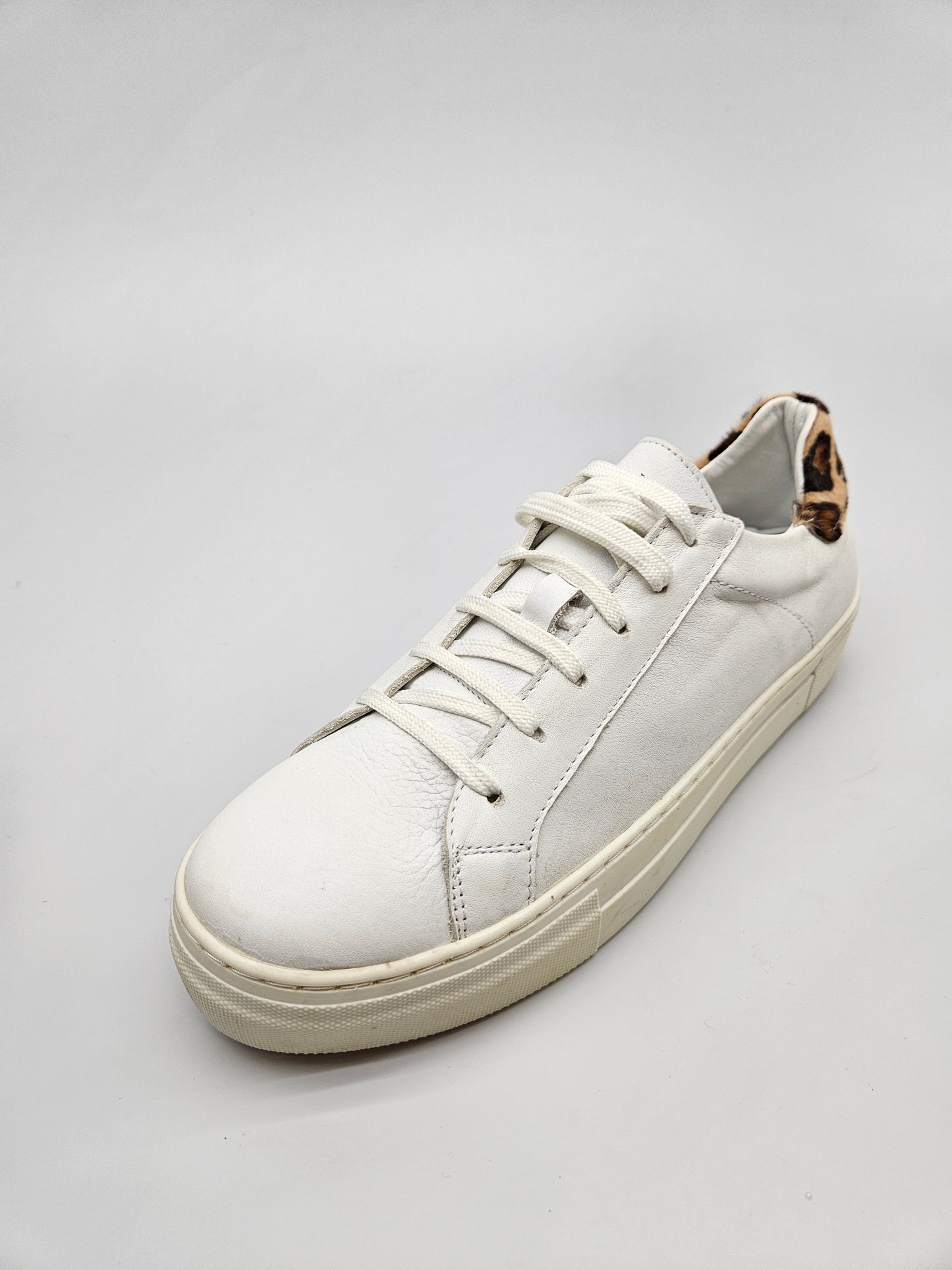 STEFANEL ORIGINAL KOZNI PATIKI BR 40