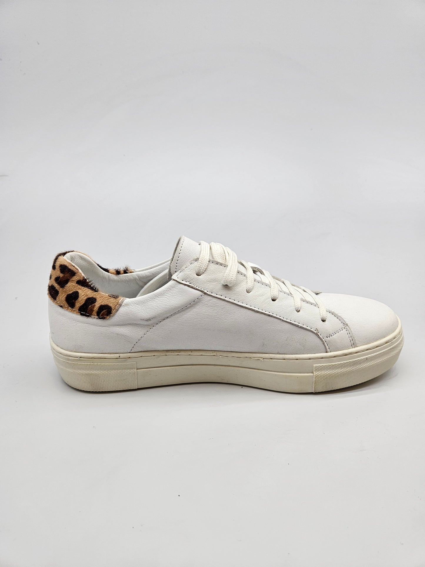 STEFANEL ORIGINAL KOZNI PATIKI BR 40