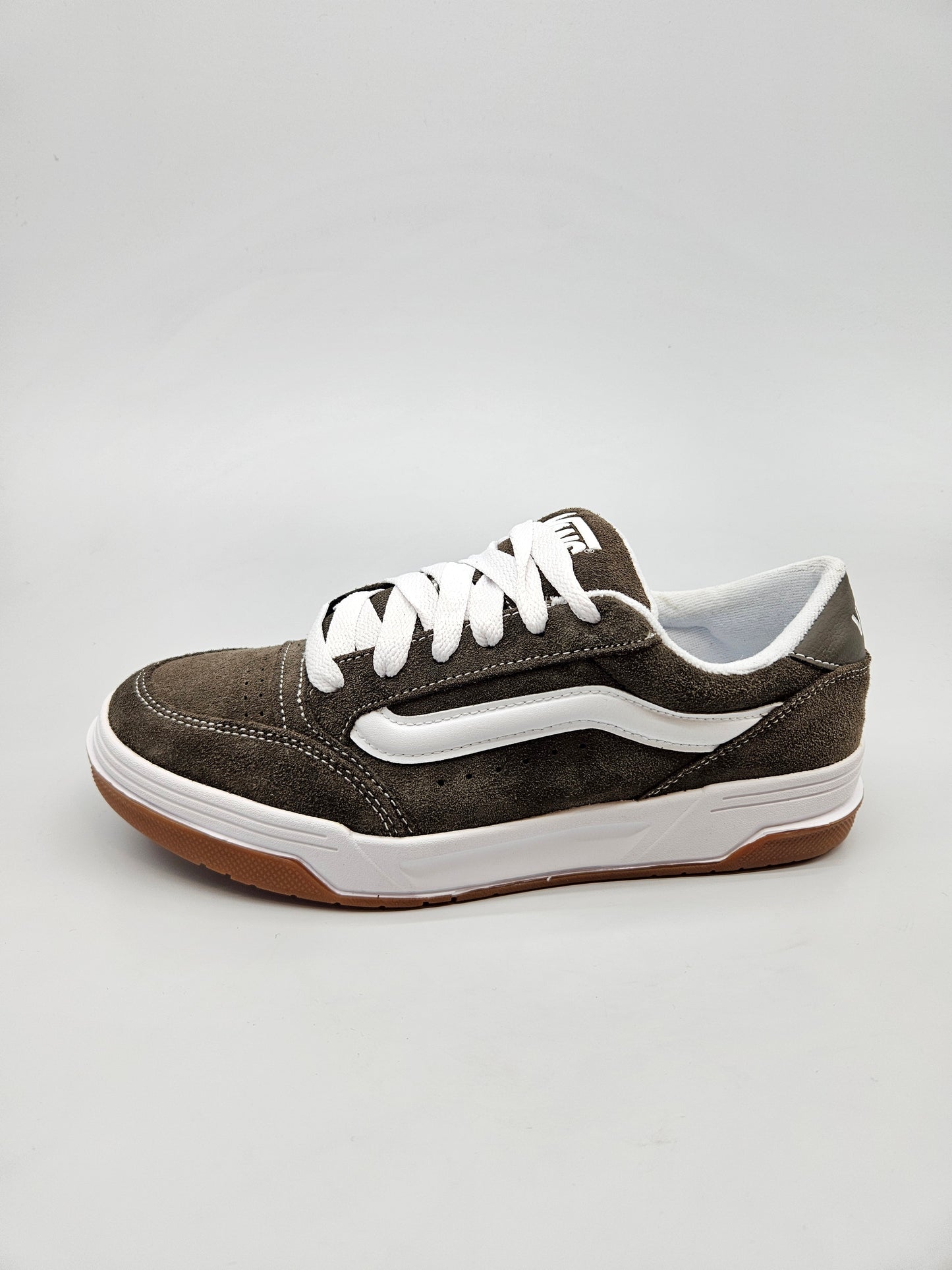 VANS NOVI ORIGINAL PATIKI BR 42.5