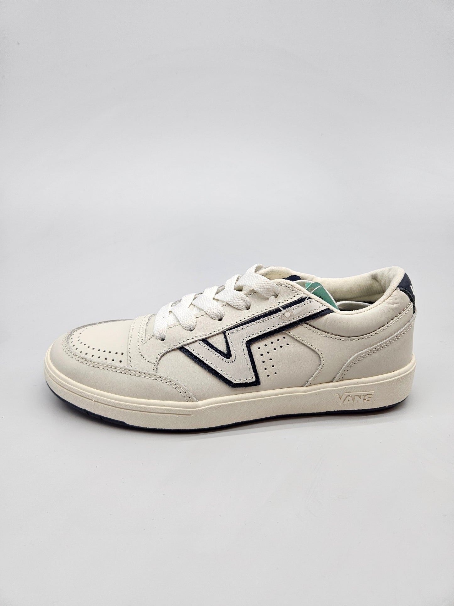 VANS NOVI ORIGINAL PATIKI BR 36.5
