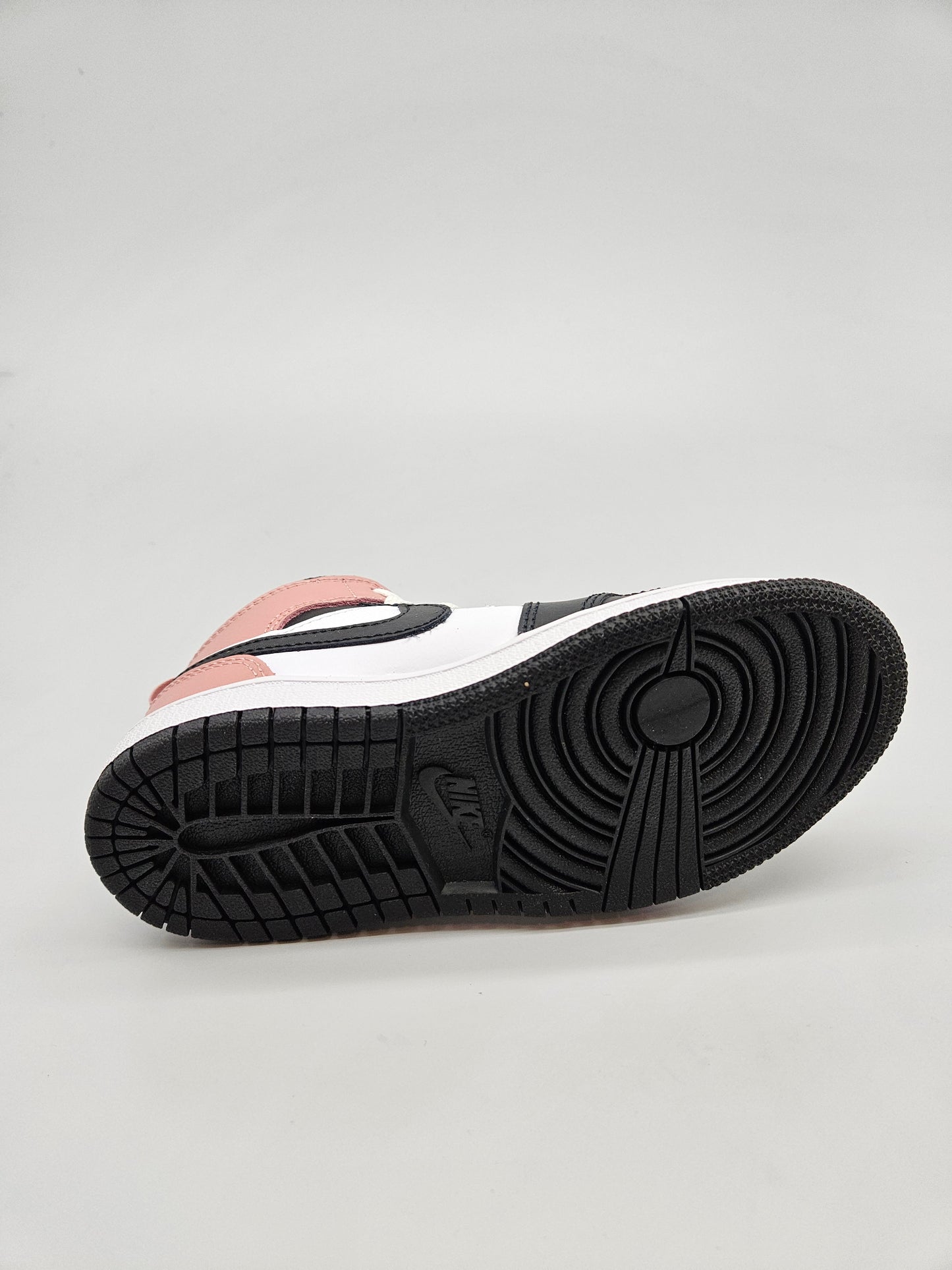 NIKE JORDAN NOVI ORIGINAL PATIKI BR 28.5