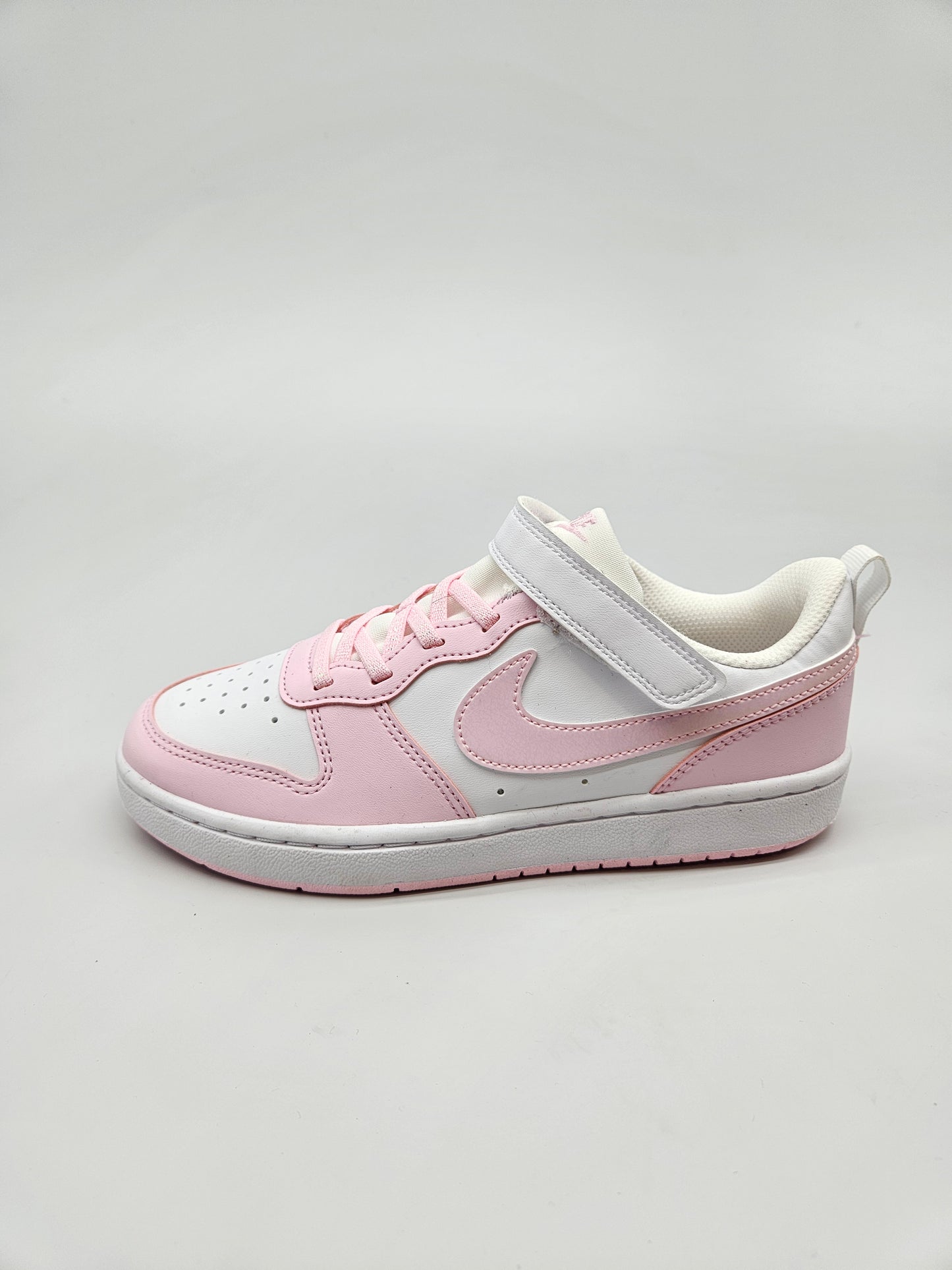 NIKE NOVI ORIGINAL PATIKI BR 34