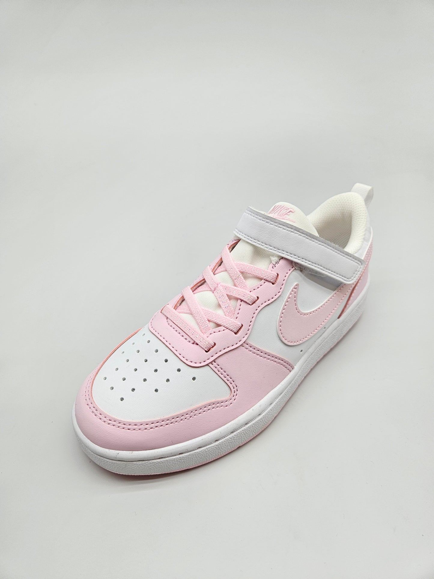 NIKE NOVI ORIGINAL PATIKI BR 34
