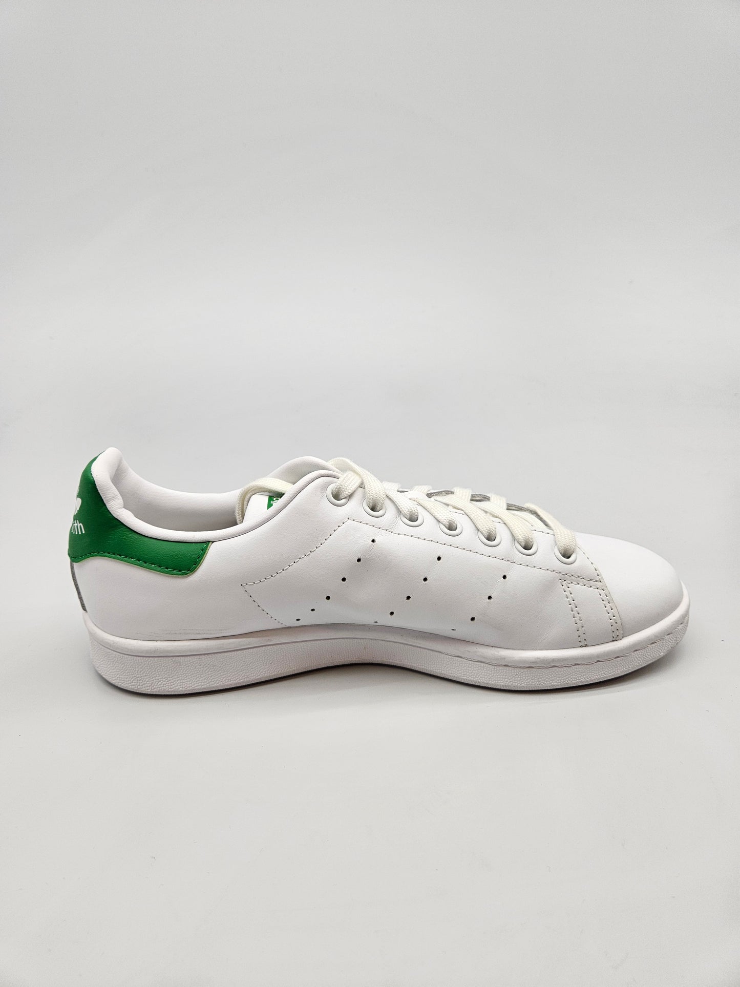 ADIDAS NOVI ORIGINAL PATIKI BR 40.5