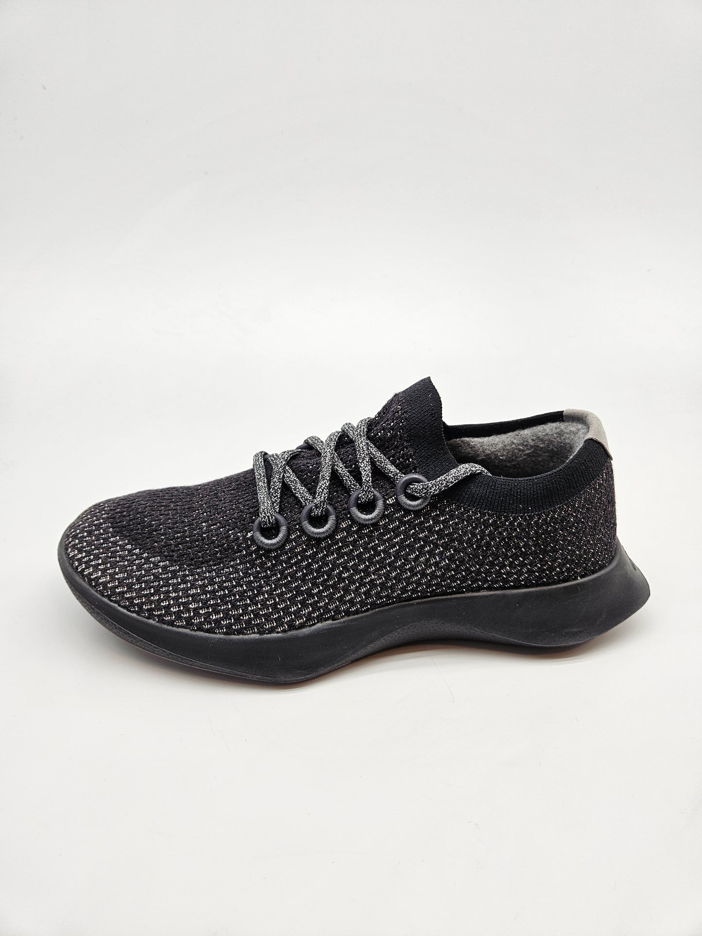 ALLBIRDS NOVI ORIGINAL PATIKI BR 42