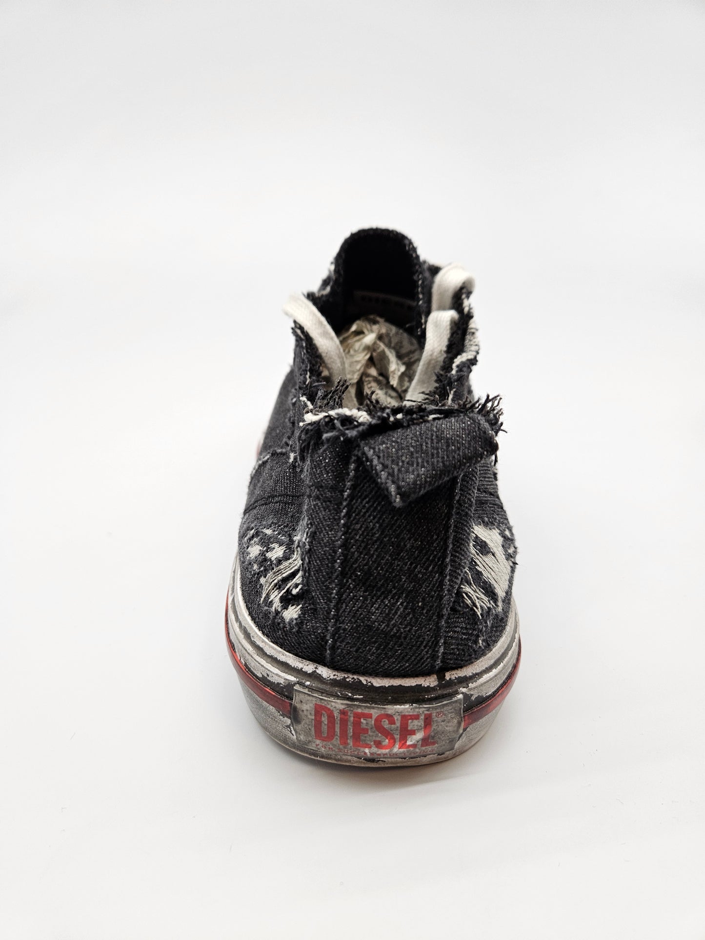 DIESEL NOVI ORIGINAL PATIKI BR 44