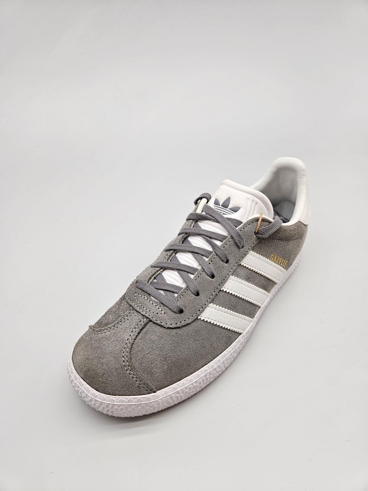 ADIDAS GAZZELE NOVI ORIGINAL PATIKI BR 36.5